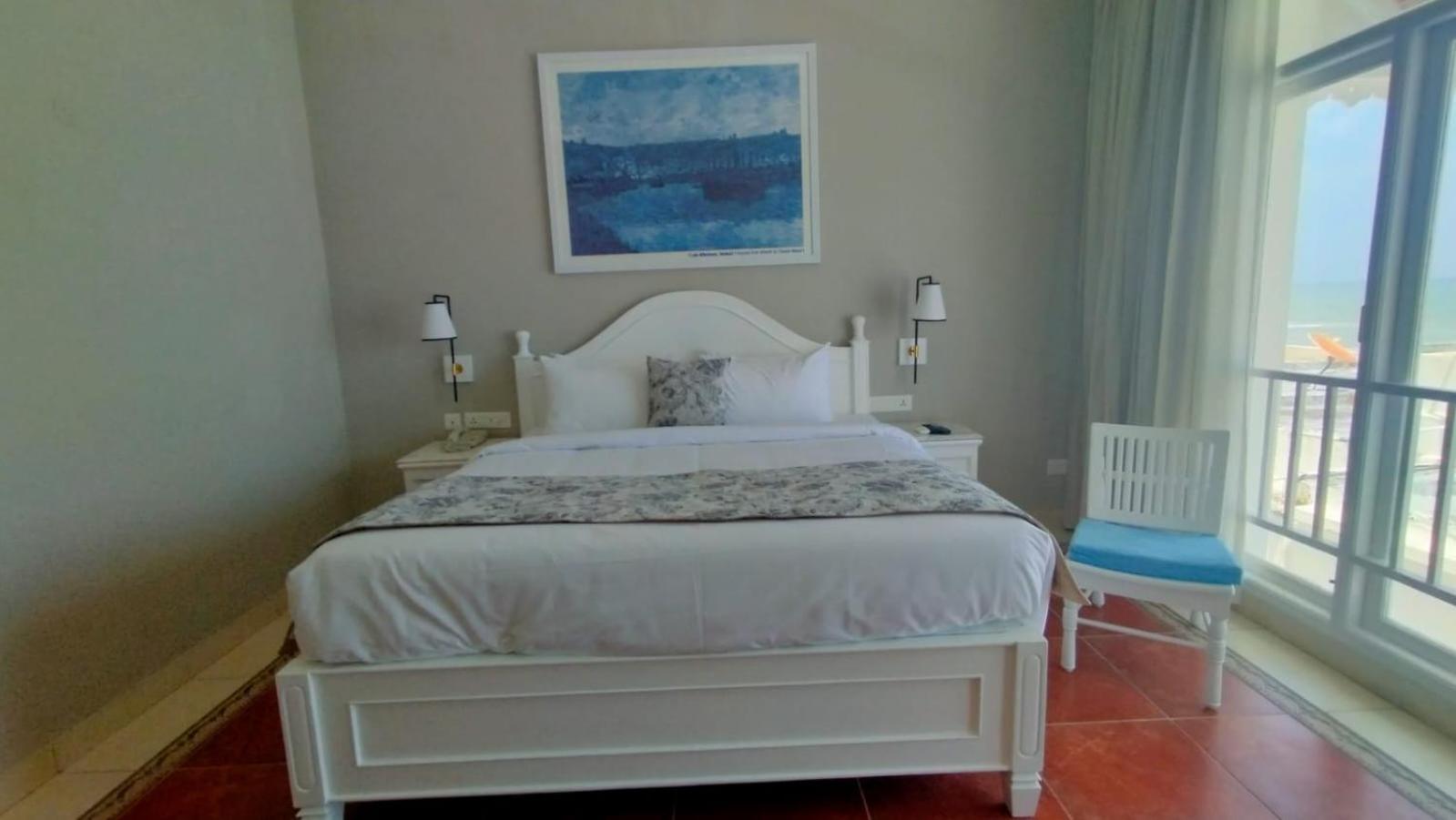 Superior King Room - Photo 2