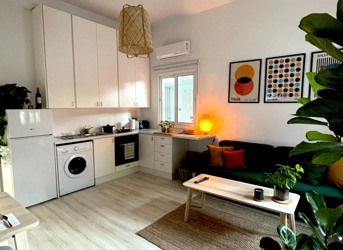 Apartment - Ground Floor photo 3