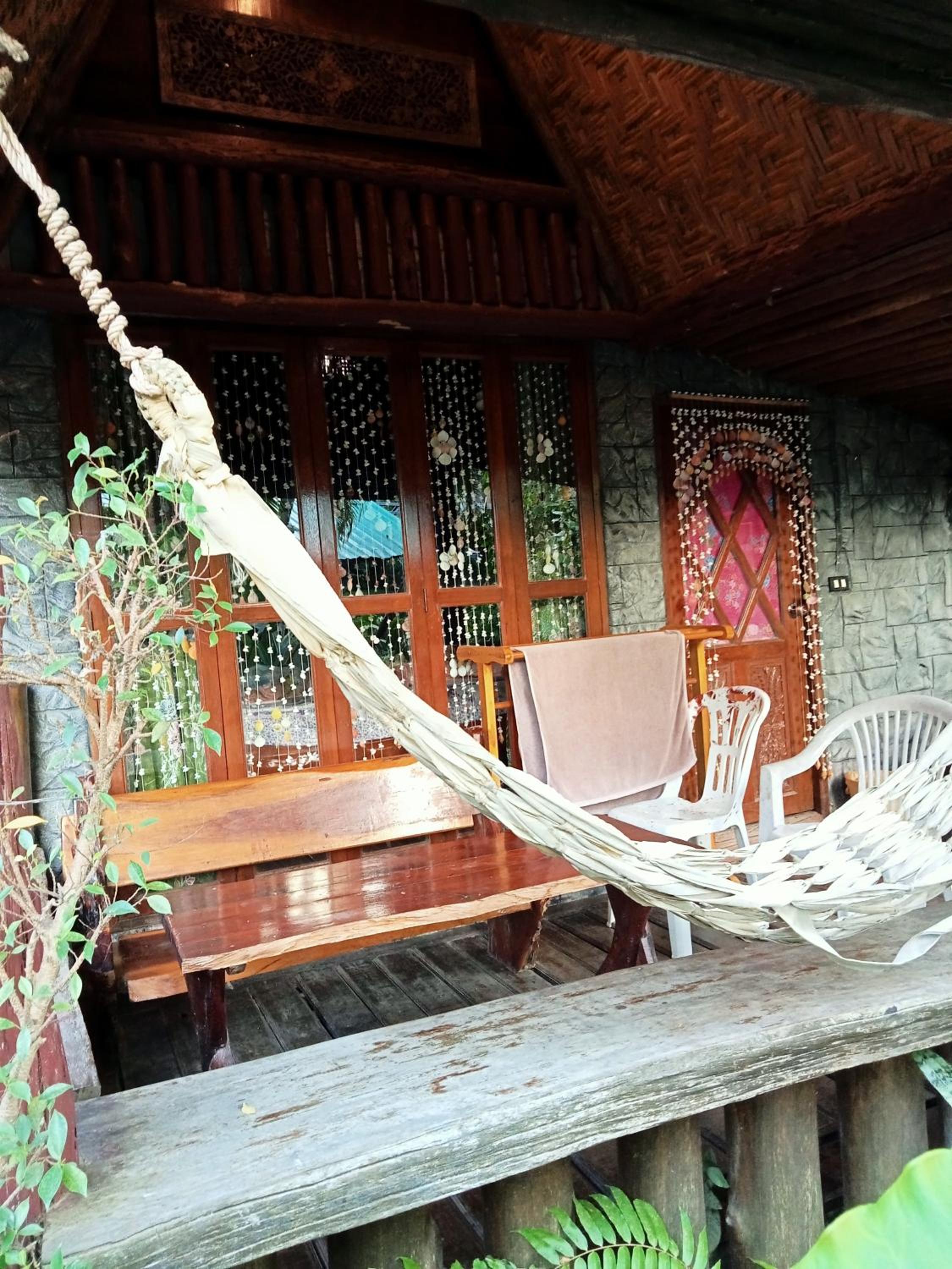 Family Room - Photo 11