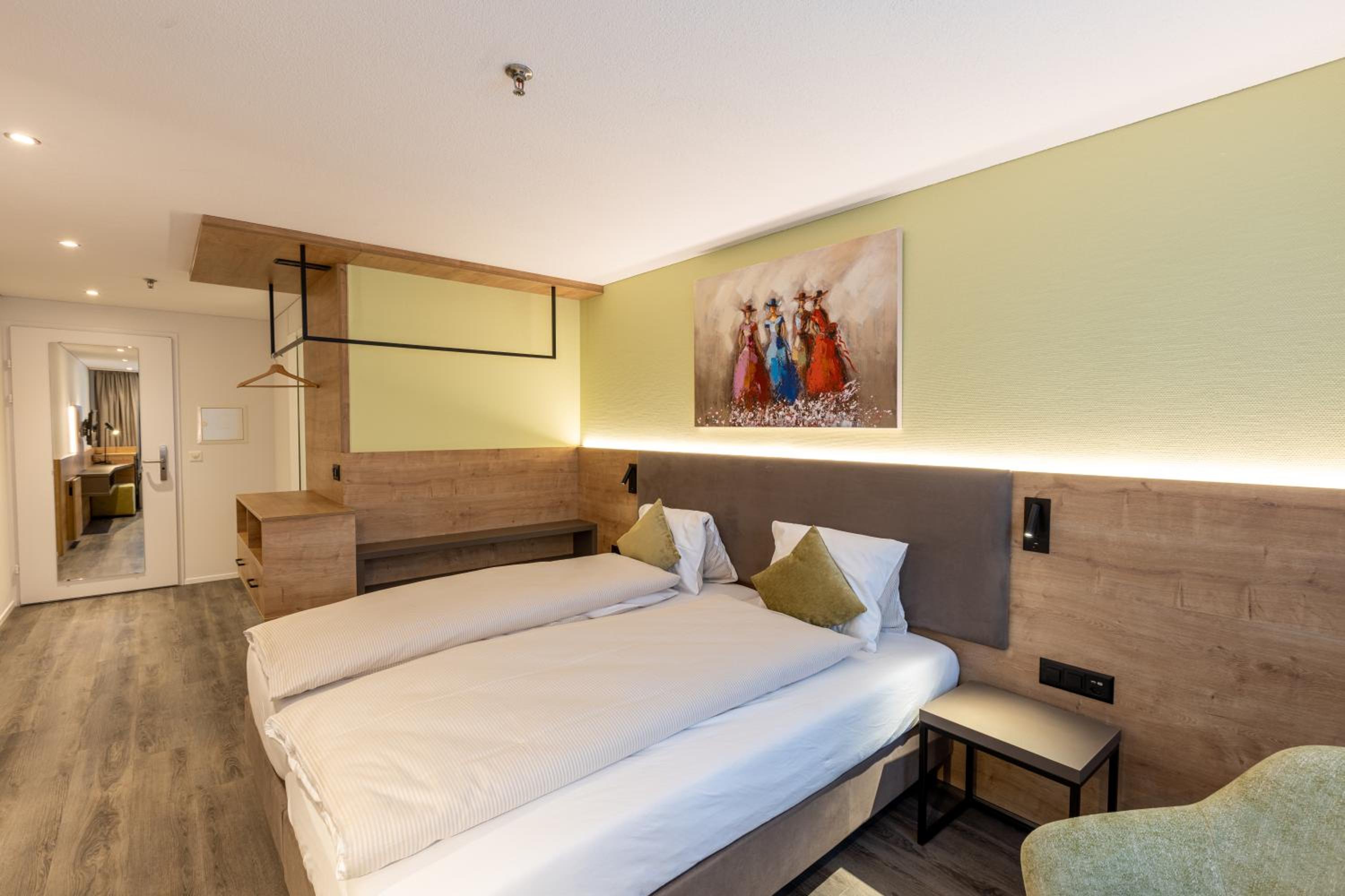 Double Room - Photo 5