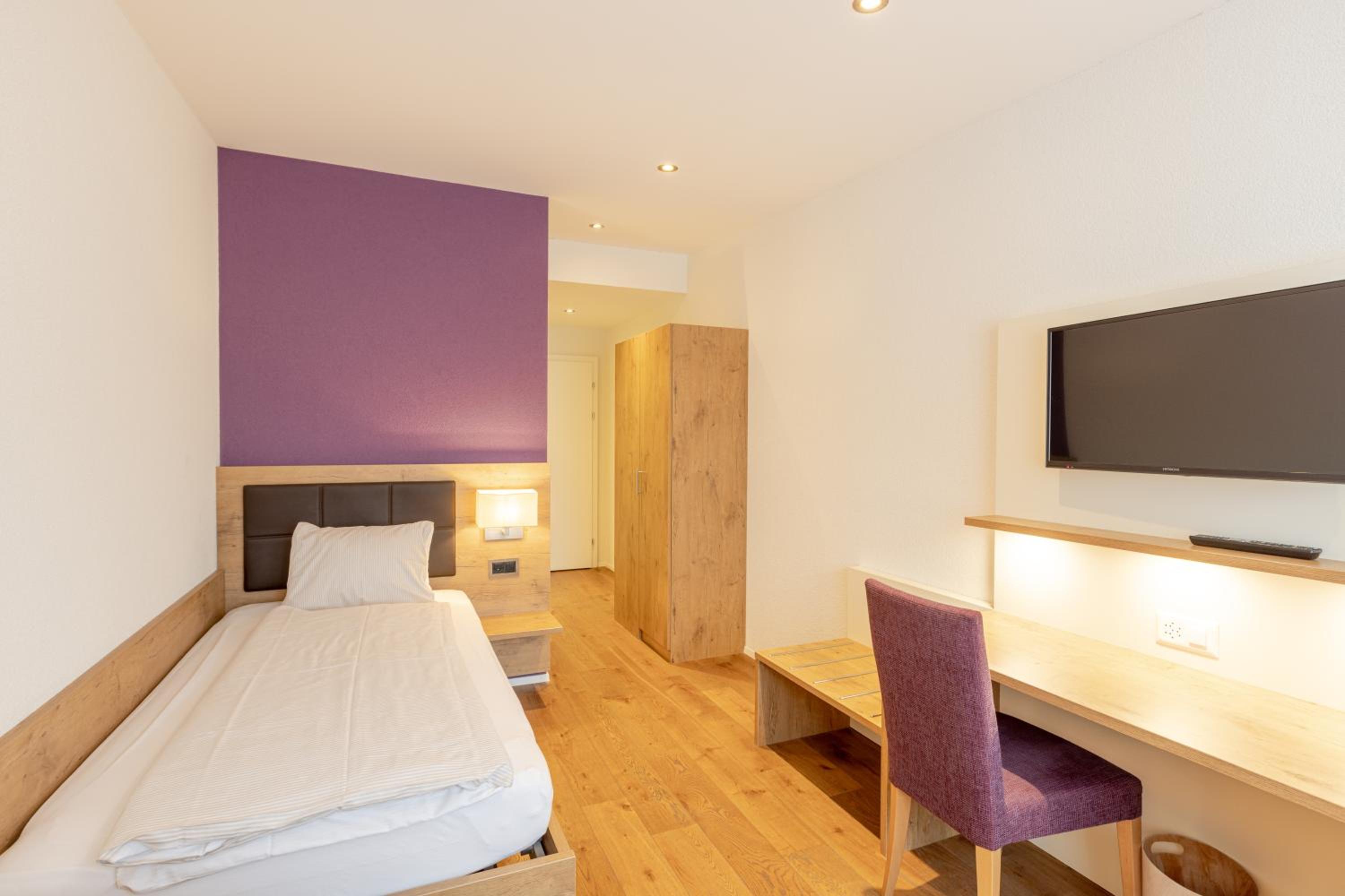 Double Room - Photo 4