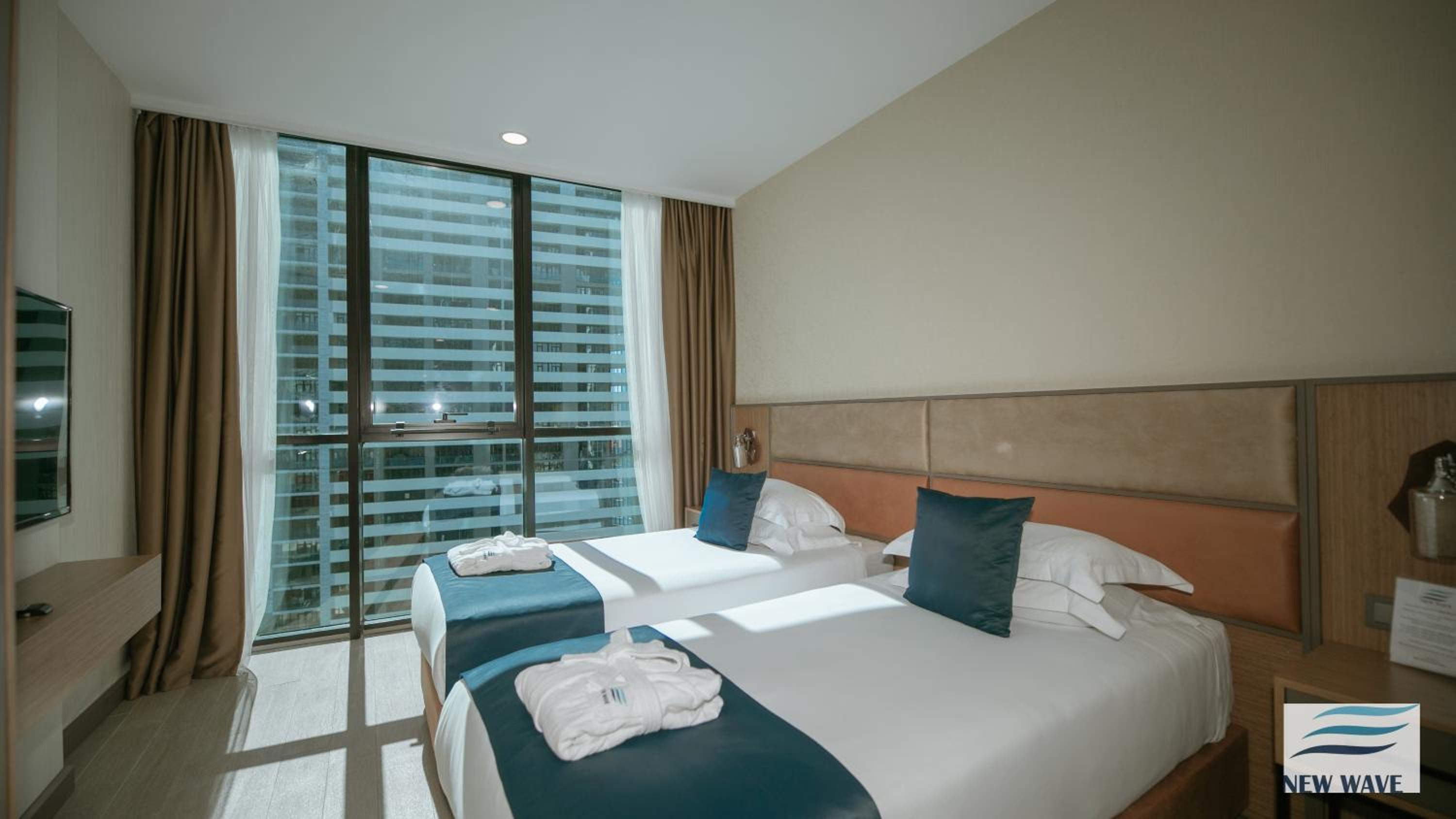 Standard Twin Room - Photo 3