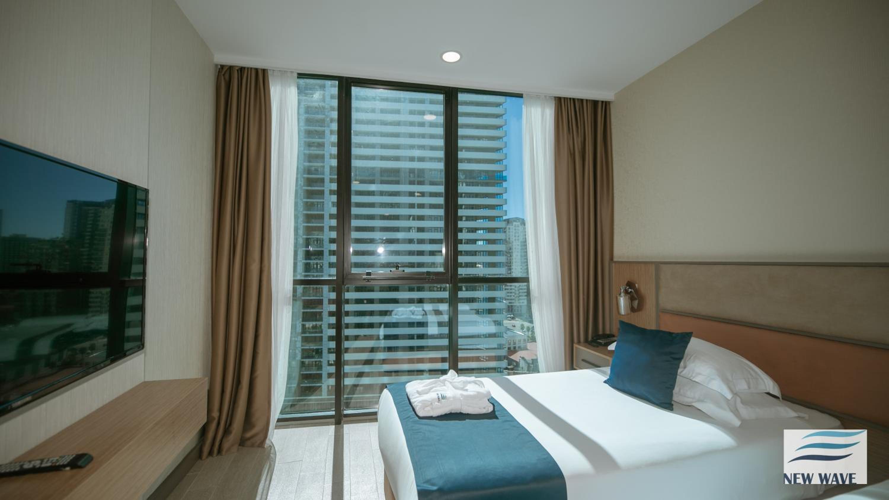 Standard Twin Room - Photo 4