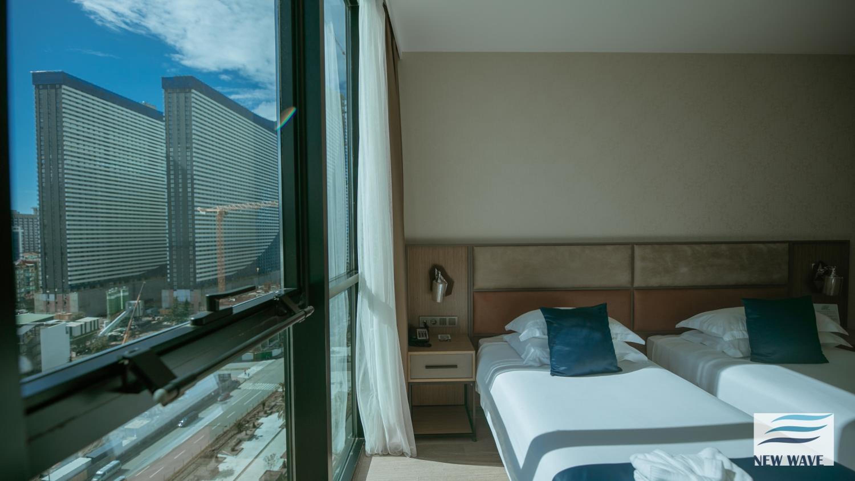Standard Twin Room - Photo 6