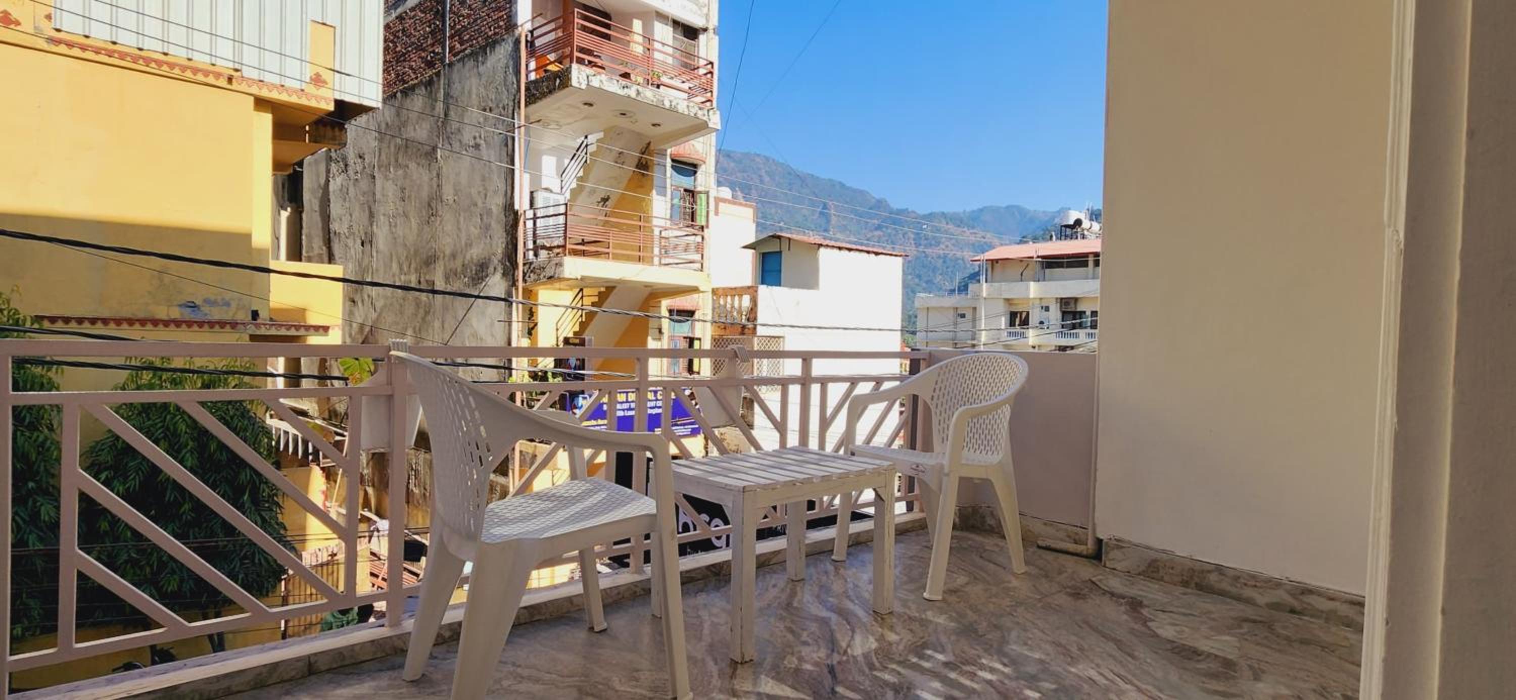Deluxe Double Room With Balcony photo 3