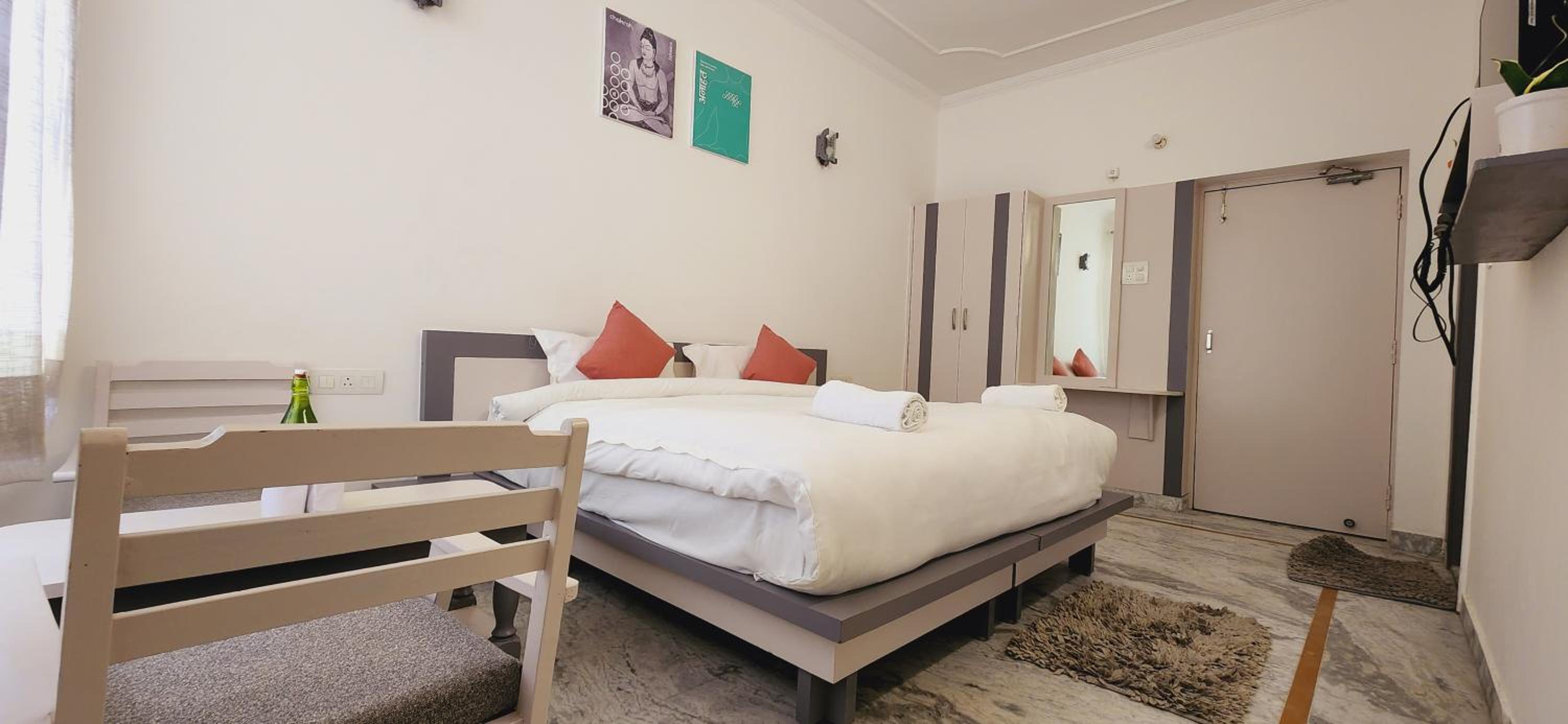 Deluxe Double Room With Balcony photo 2