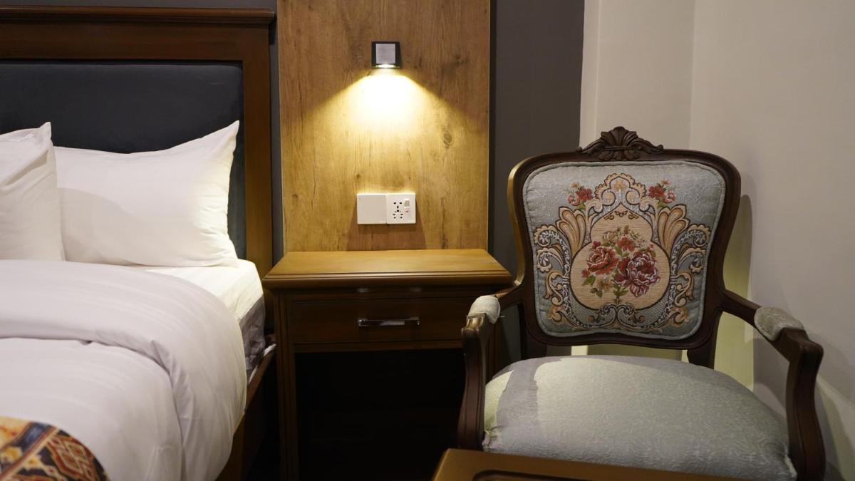 Standard Single Room - Photo 6