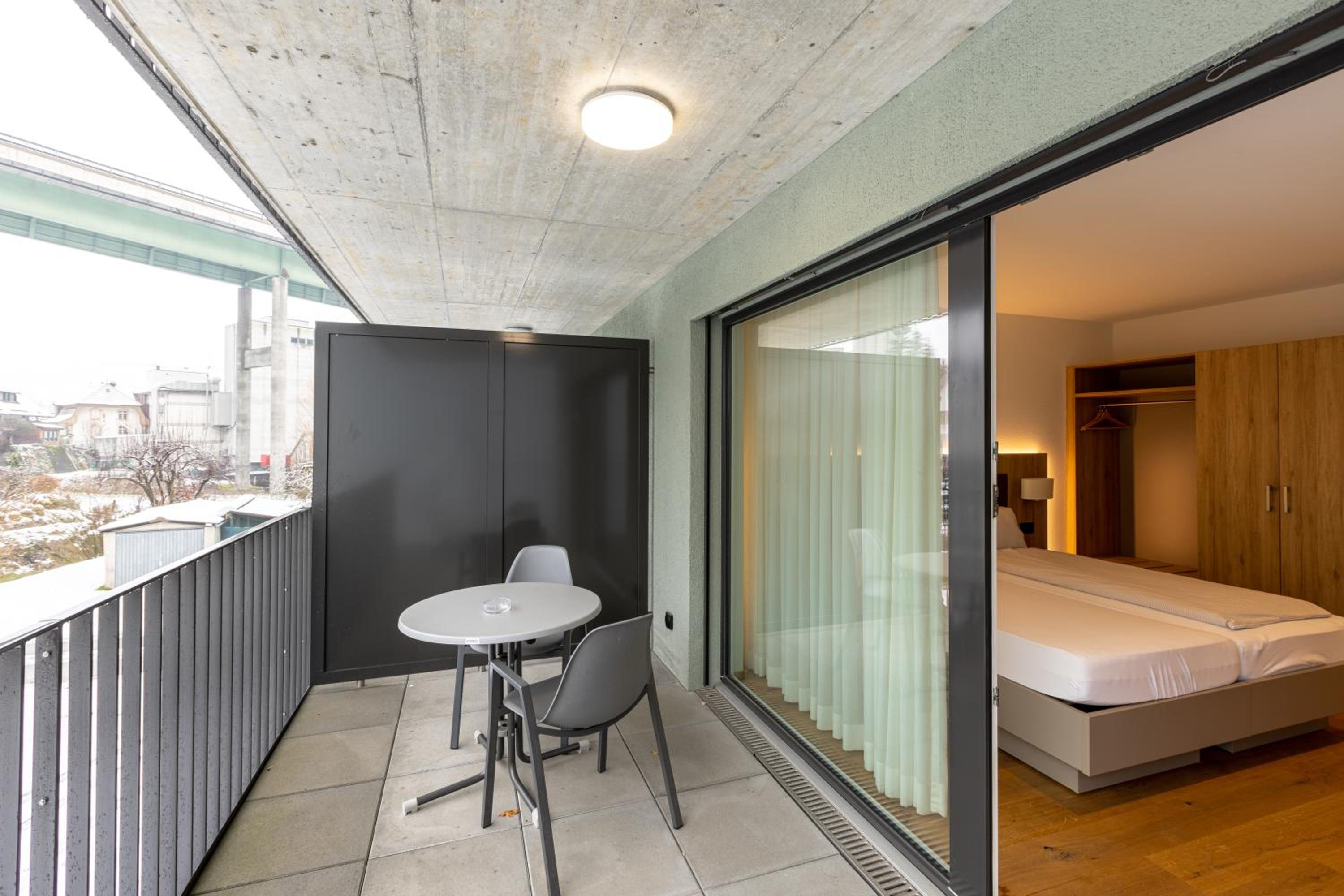 Double Room - Photo 8