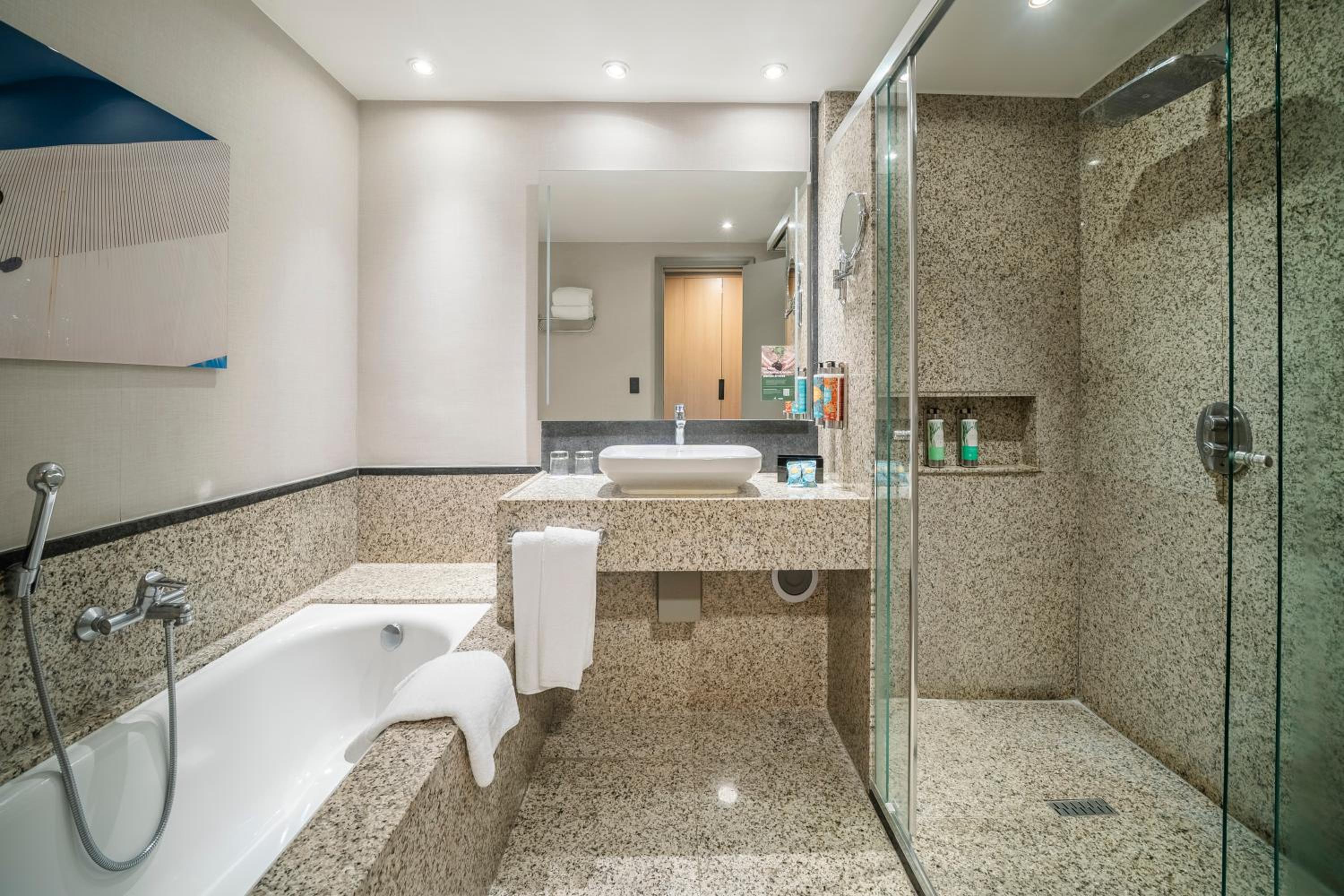 Executive King Room with Executive Lounge Access
