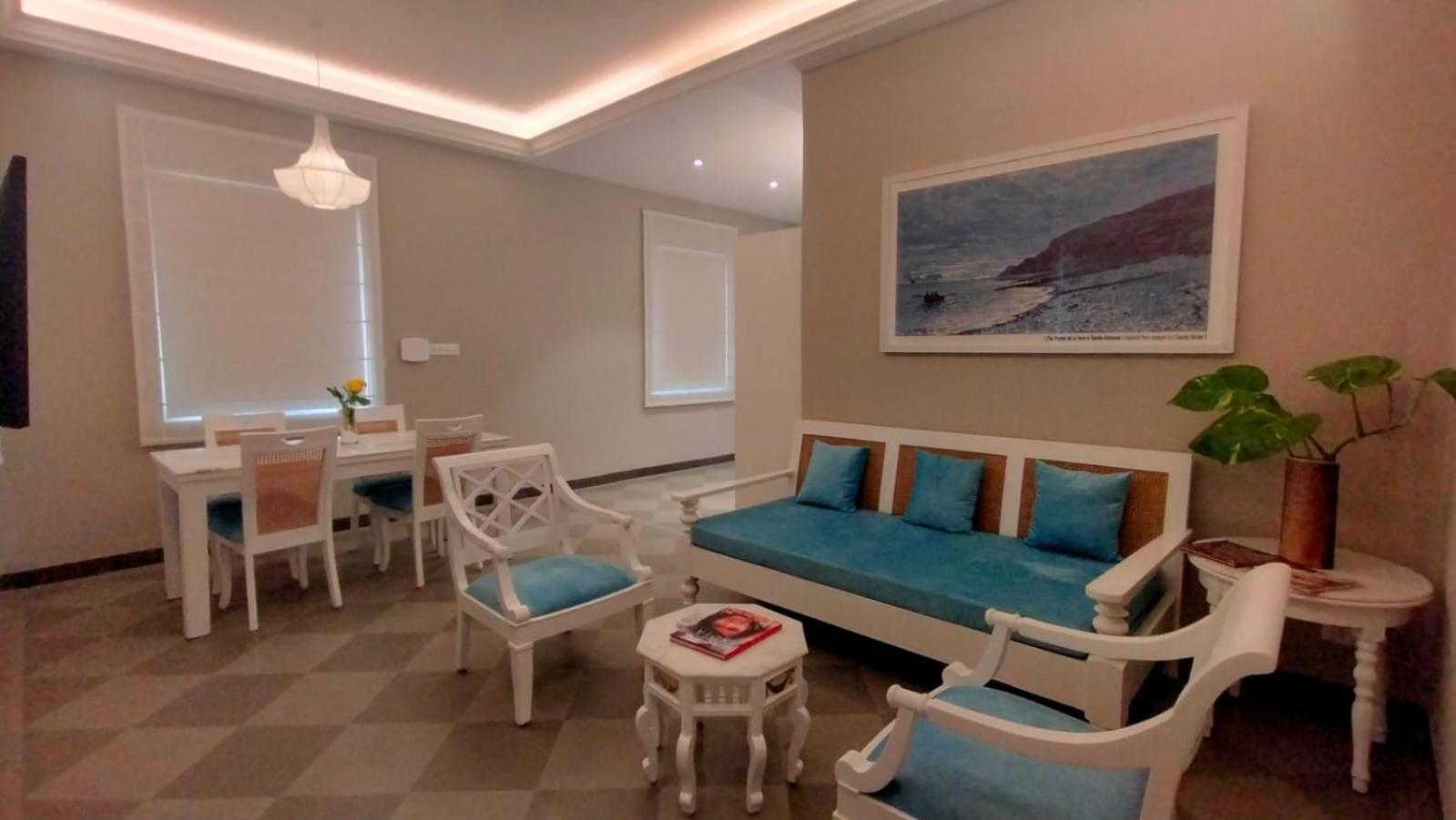 Superior Suite with Sea View - Photo 3