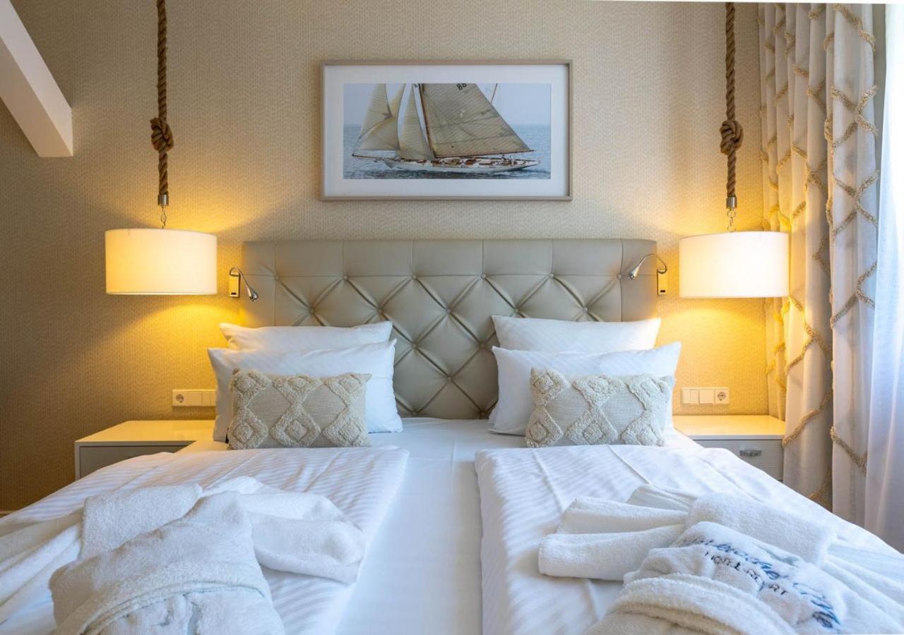 Standard Double Room with Sea View photo 2