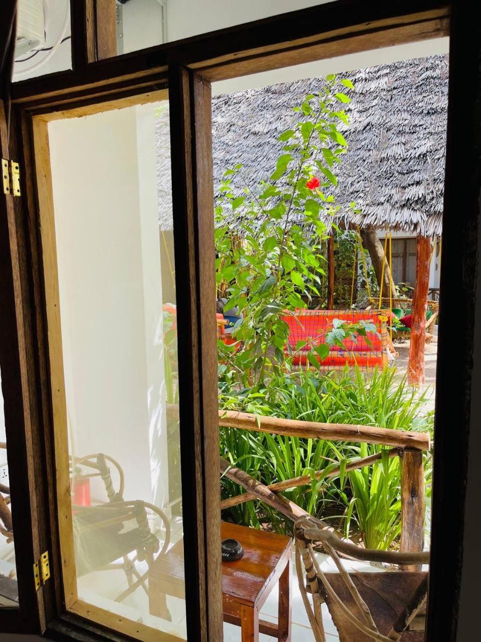 Deluxe Double Room - Photo 13