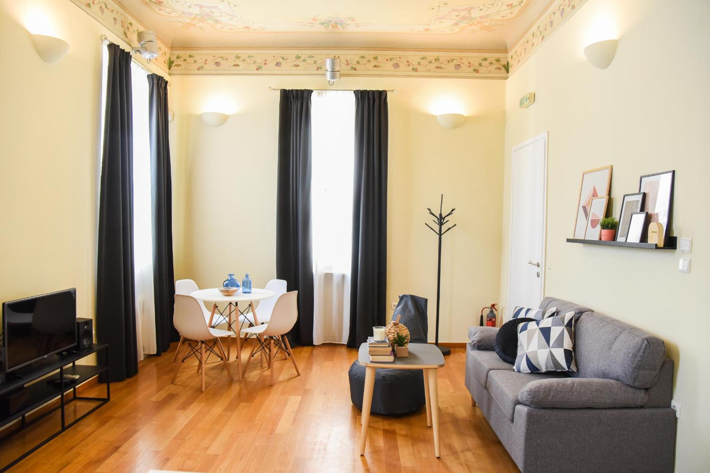 Apartment - Ground Floor photo 1