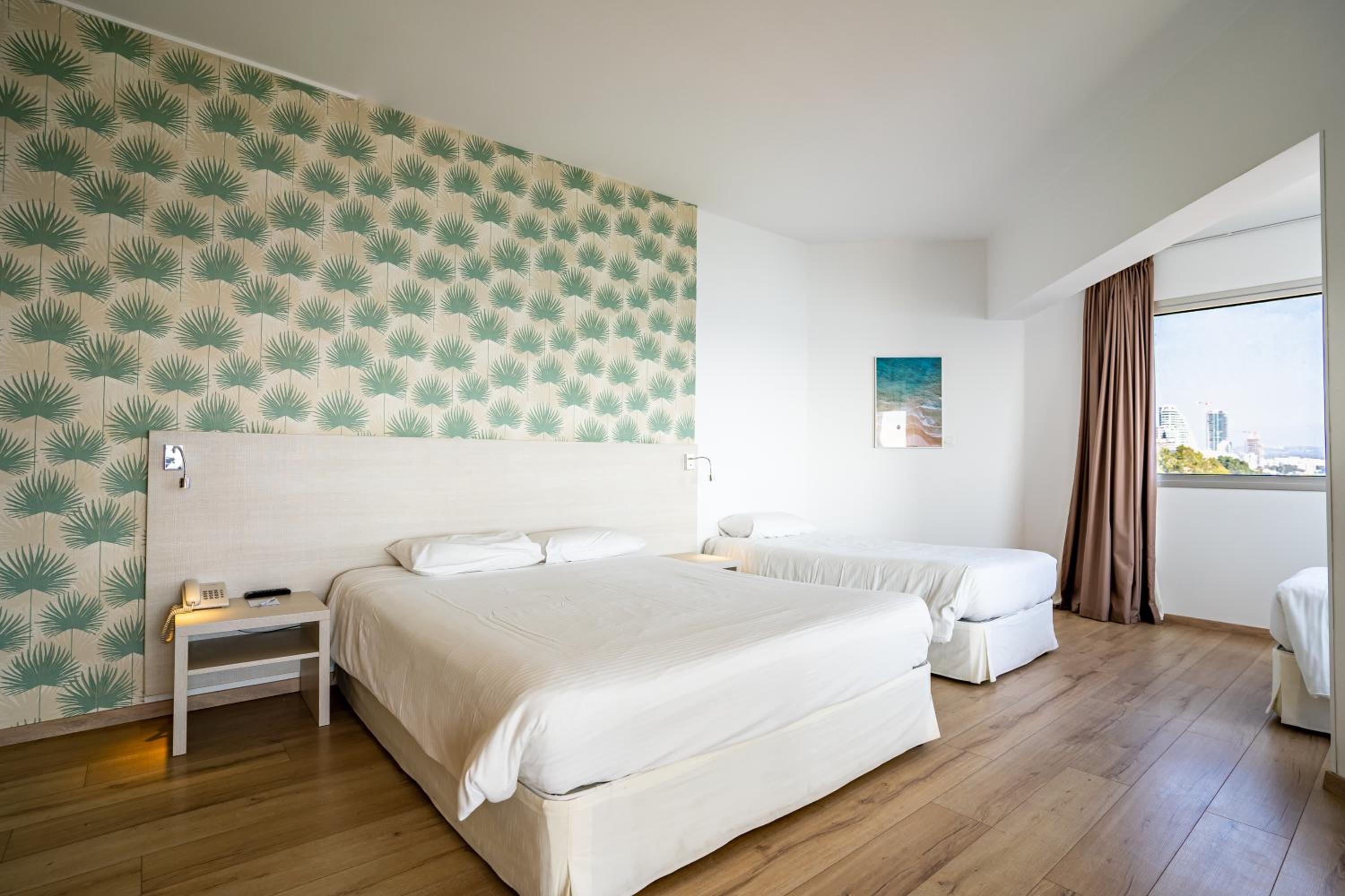 Sea View Suite (2 Adults + 1 Child)
