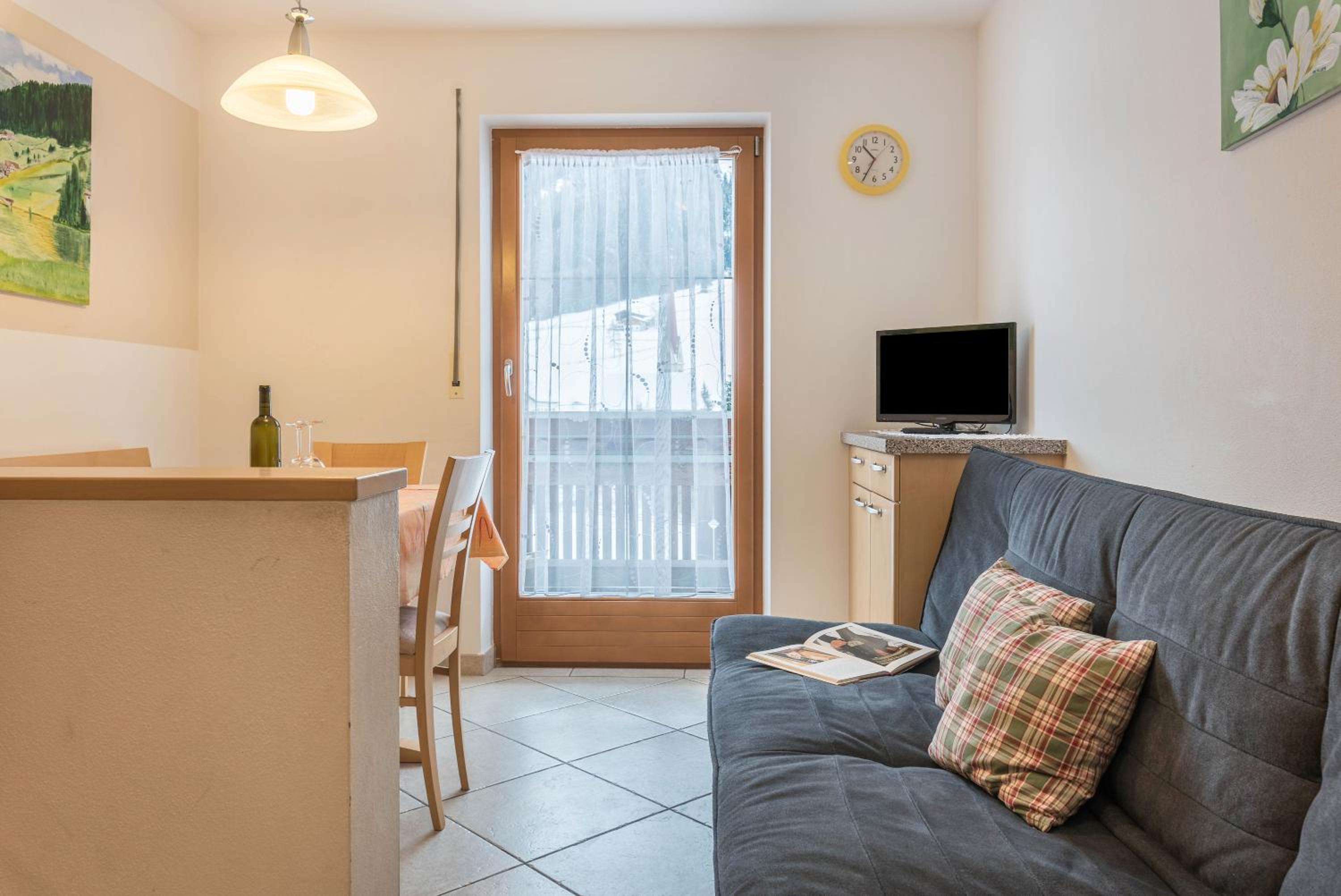 Superior One-Bedroom Apartment with Balcony