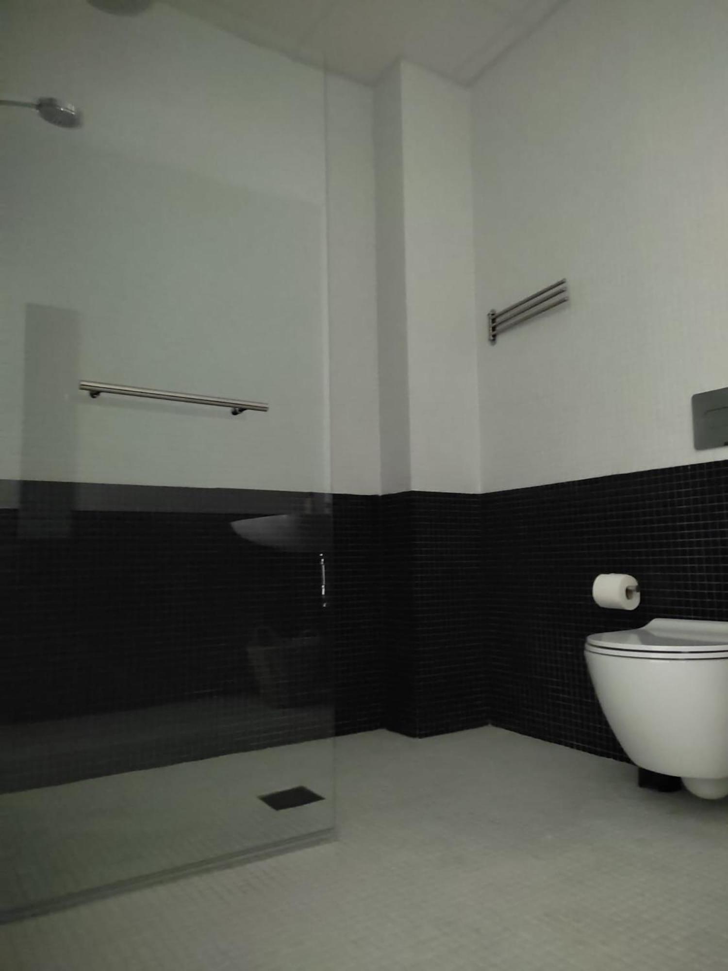 One-Bedroom Premium Apartment - Photo 4