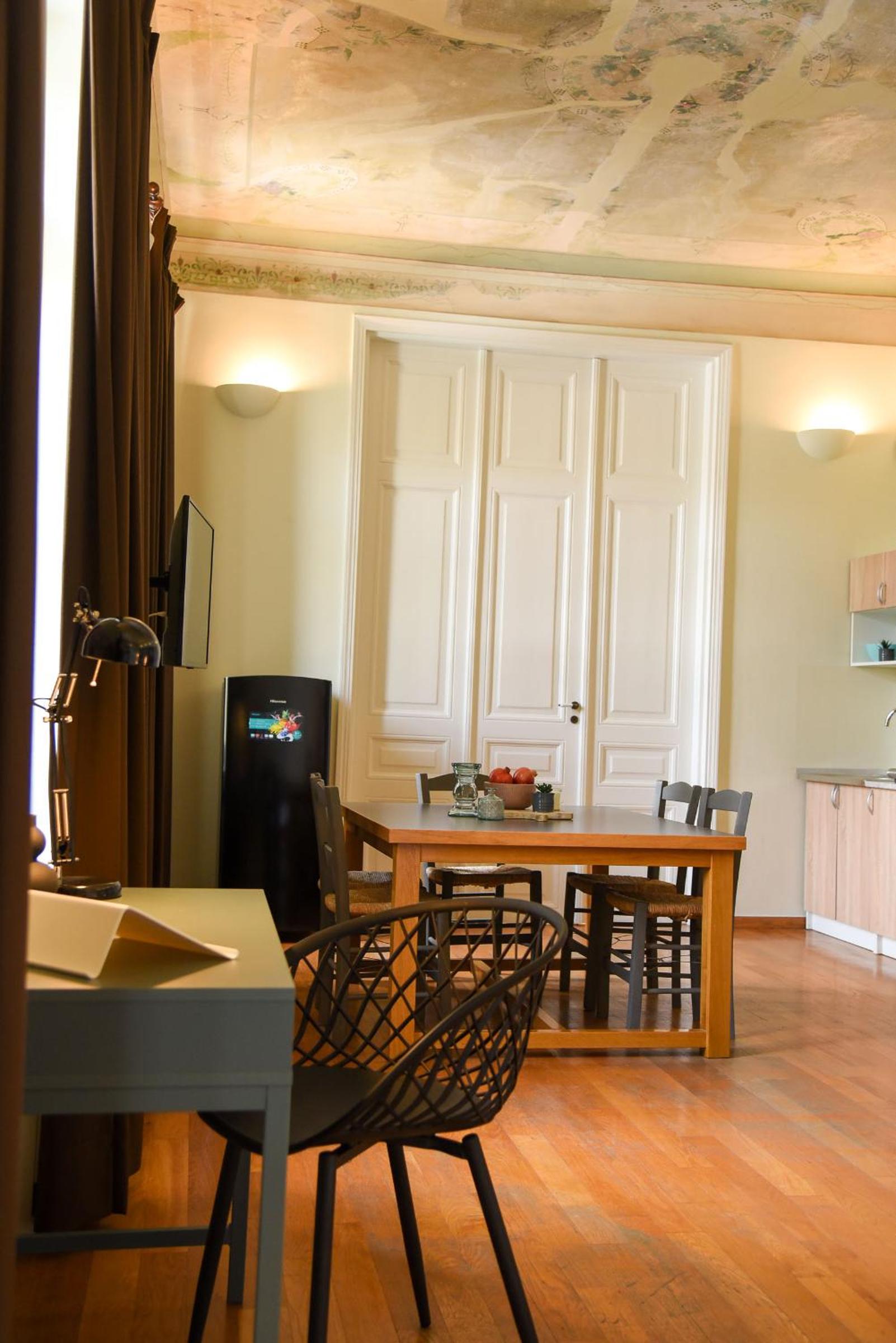 Superior Apartment photo 2