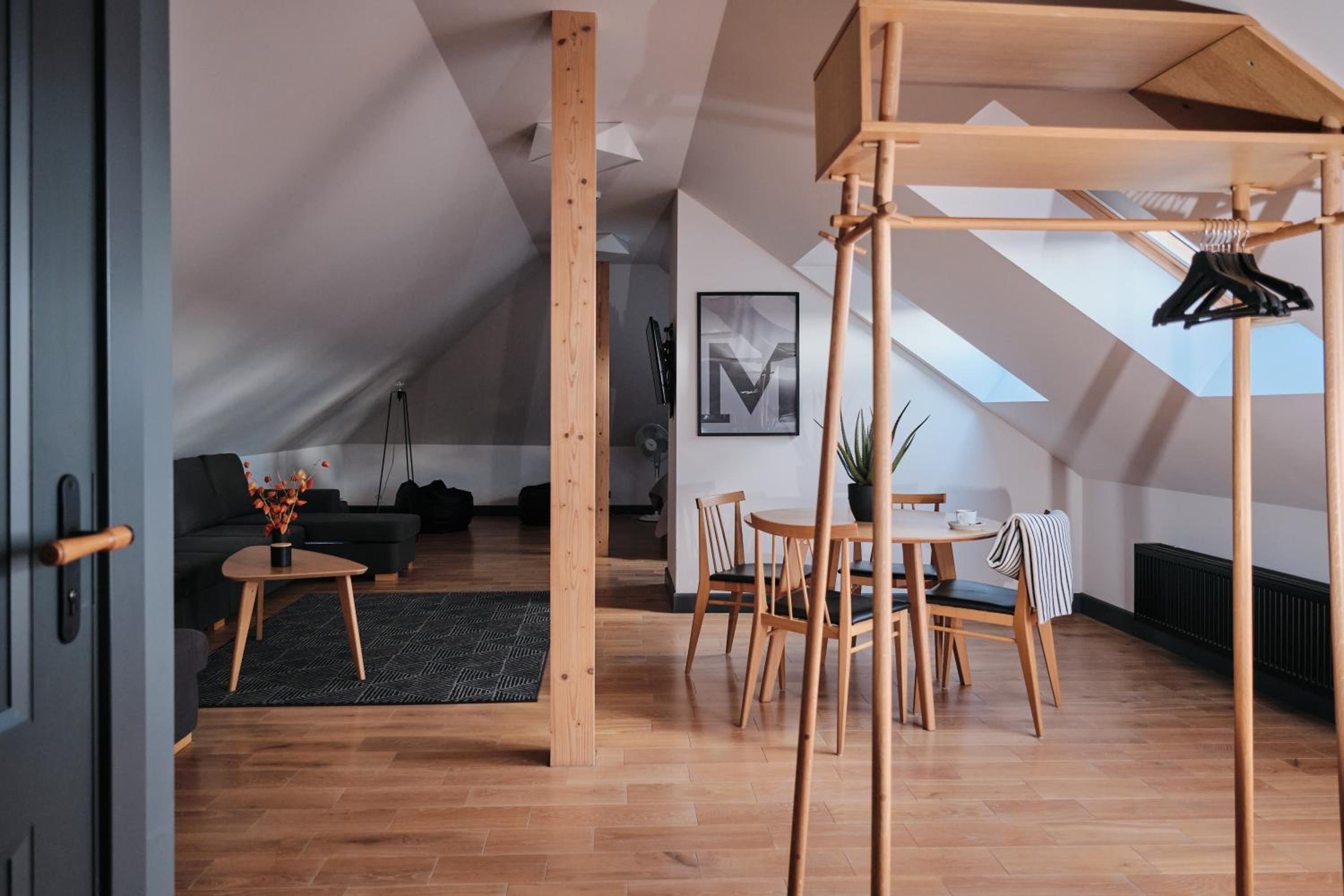 King Studio with Sofa Bed - Photo 1