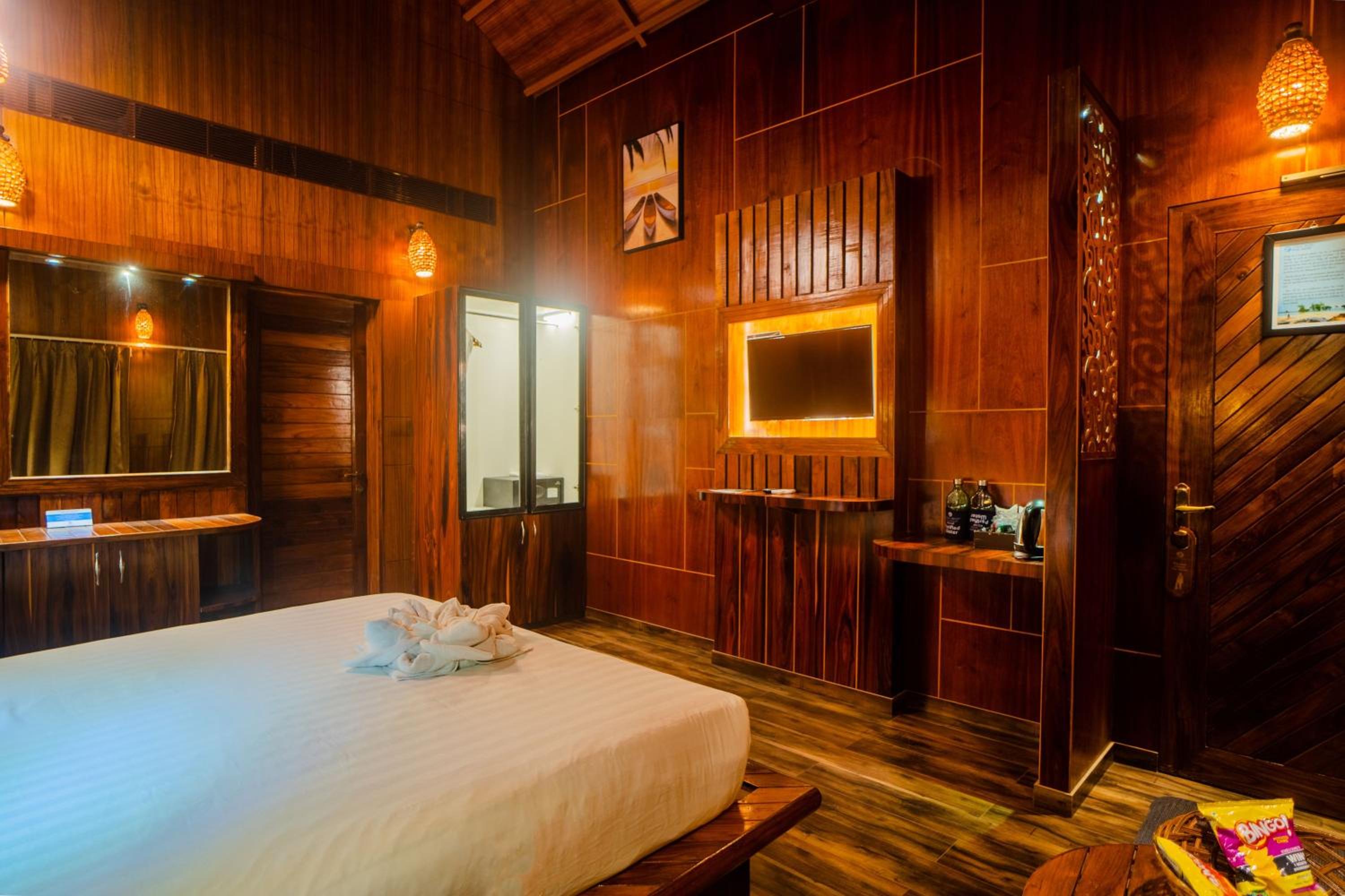 Coral Azure Garden View (10 % Discount On Dinner) Coral Azure Garden View (10 % Discount On Dinner)