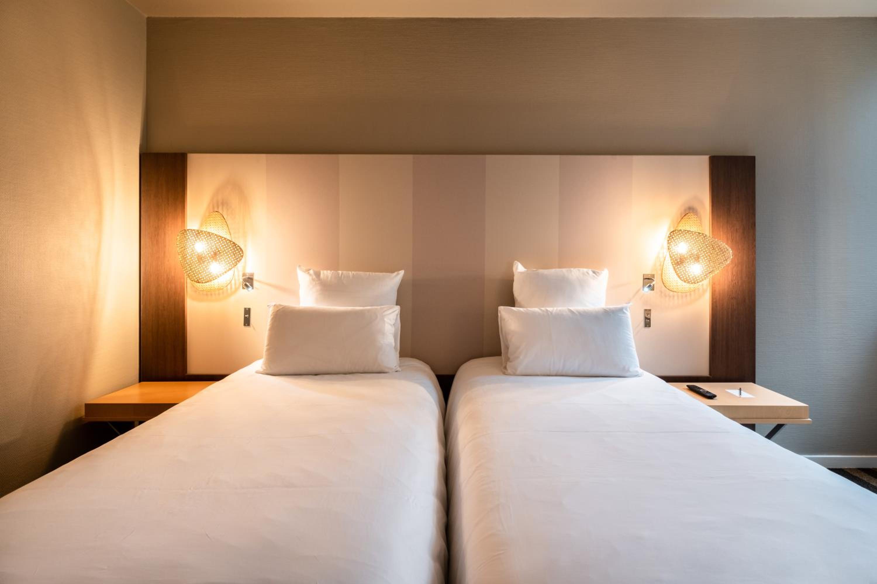 Standard Twin Room - Photo 1