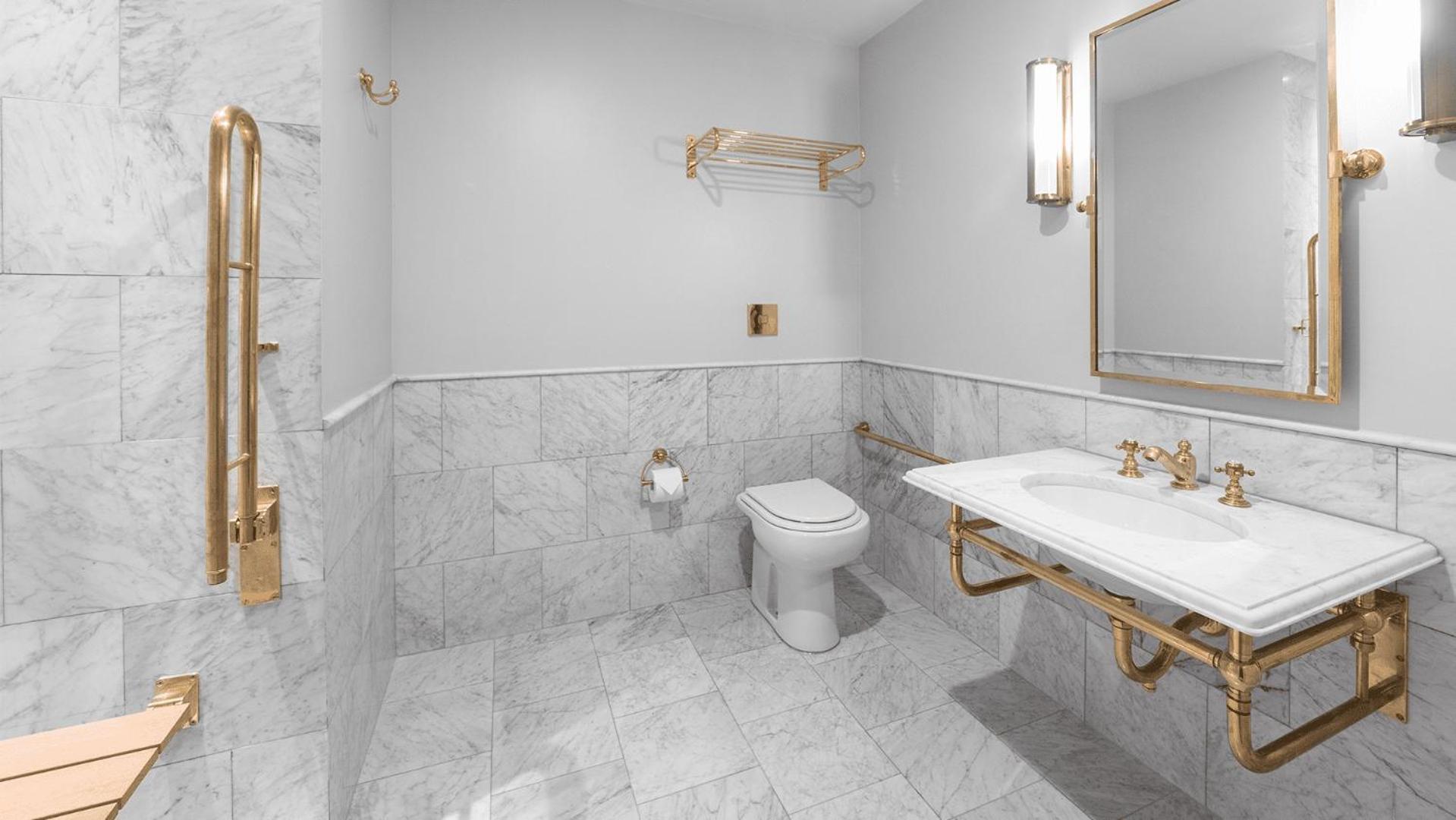 Queen Room - Disability Access photo 3