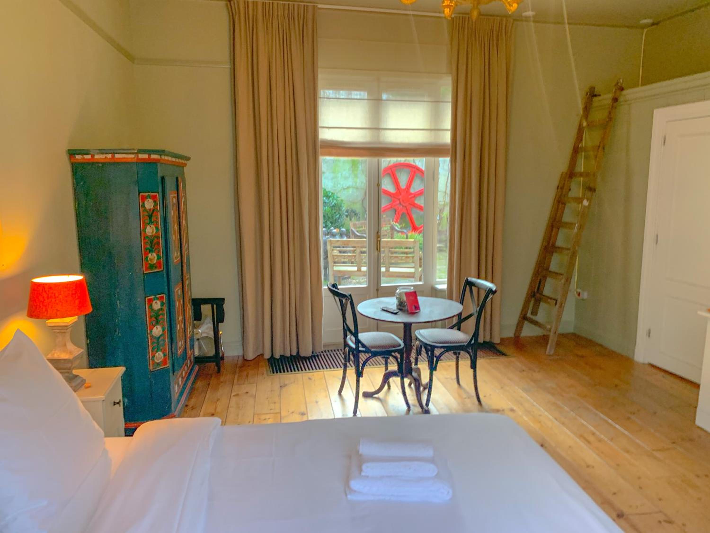 B&B 02 - Photo 3