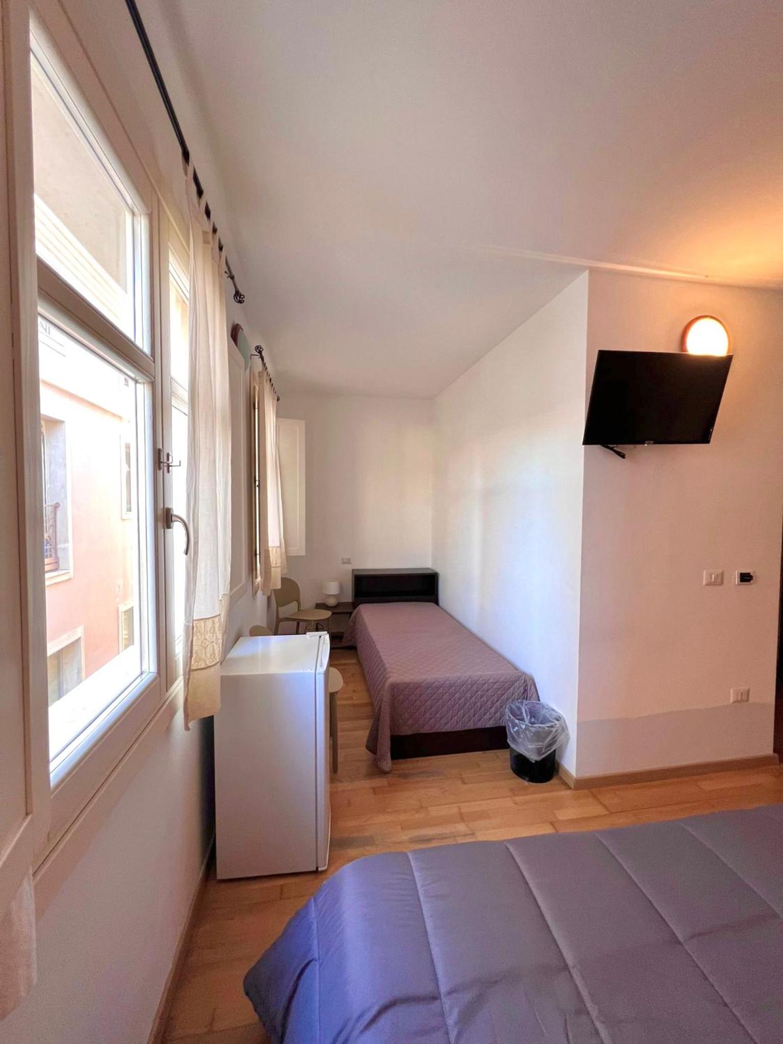 Standard Triple Room photo 3