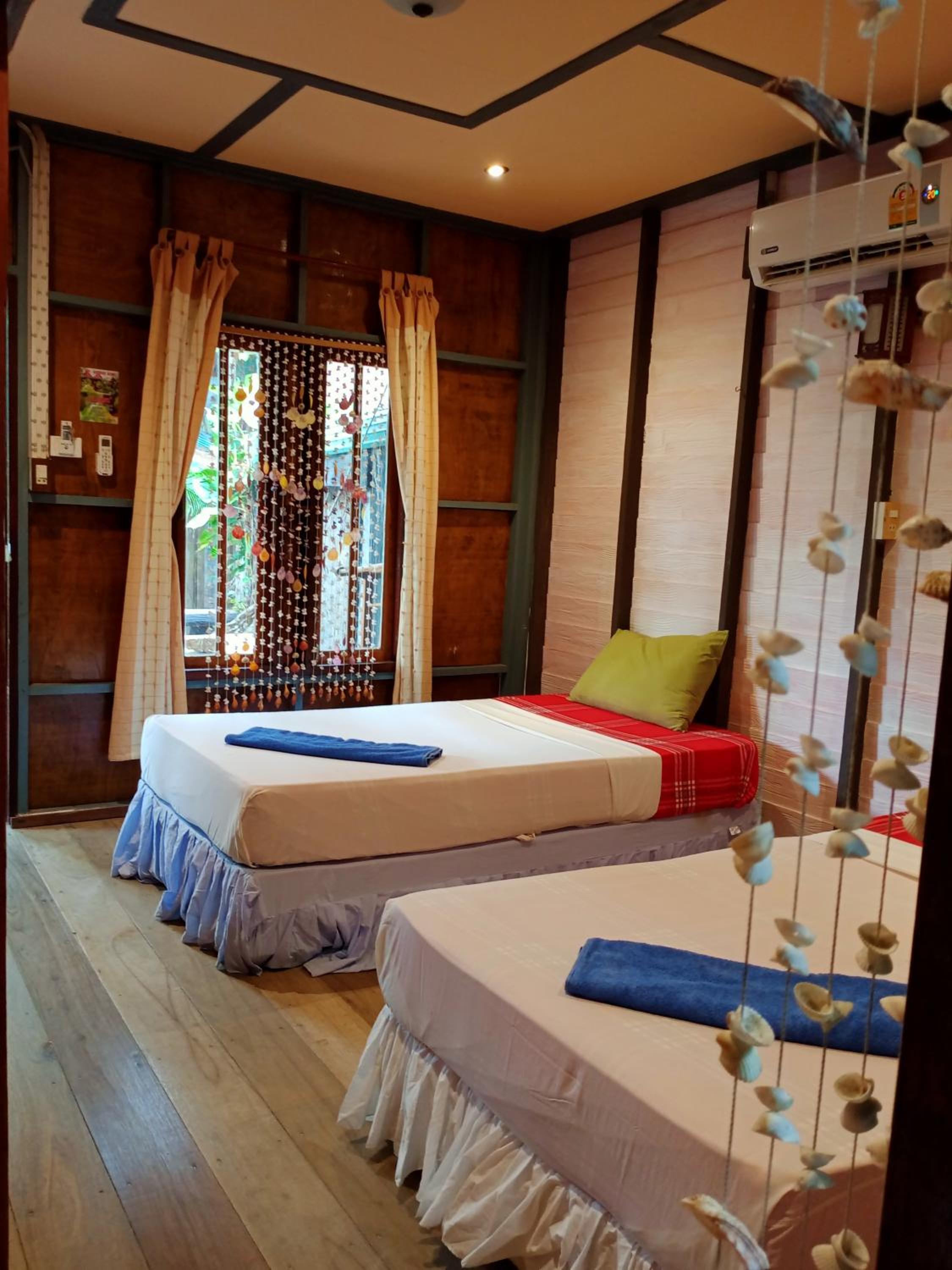 Deluxe Twin Room - Photo 8