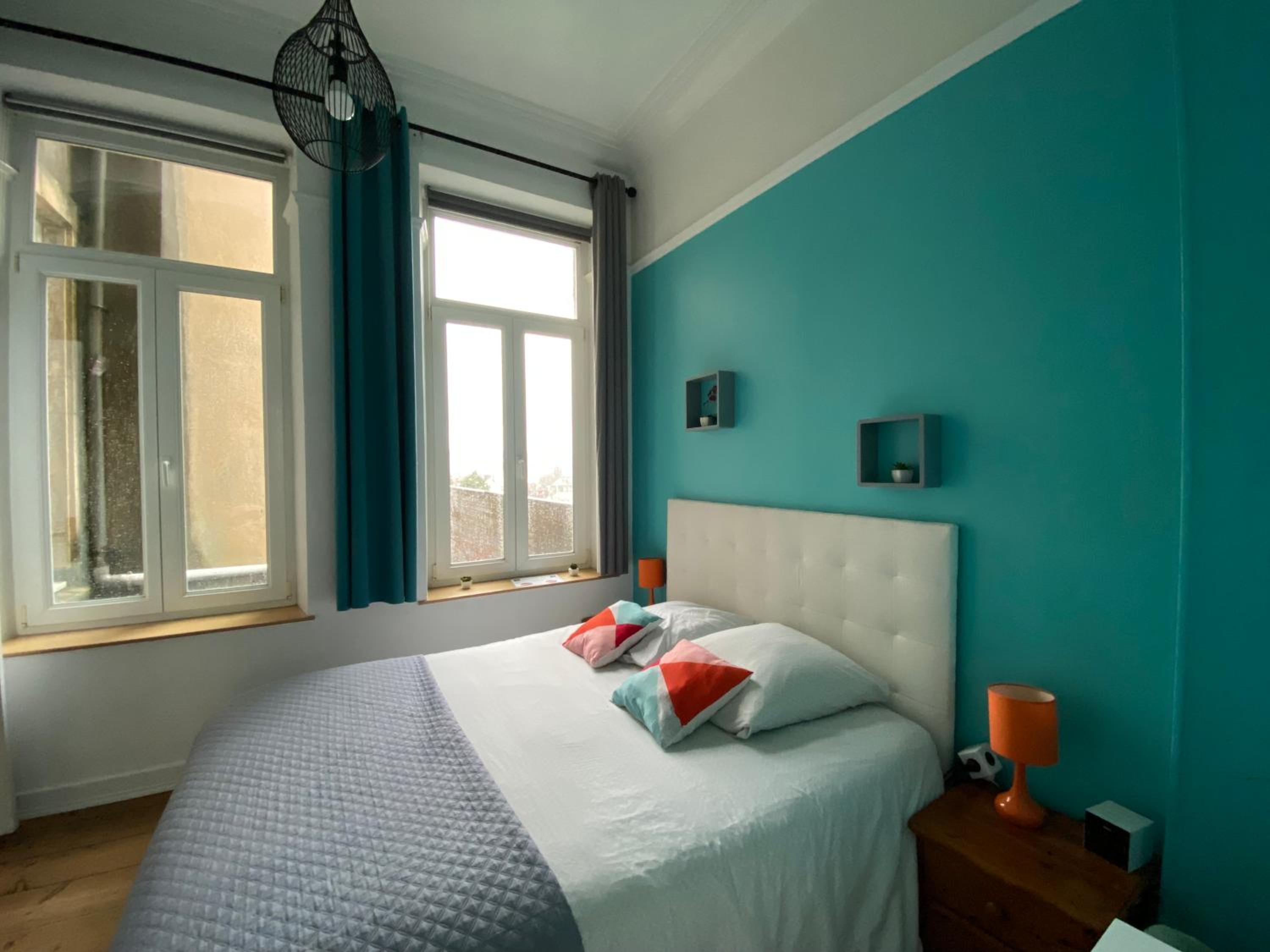 One-Bedroom Apartment - Photo 15