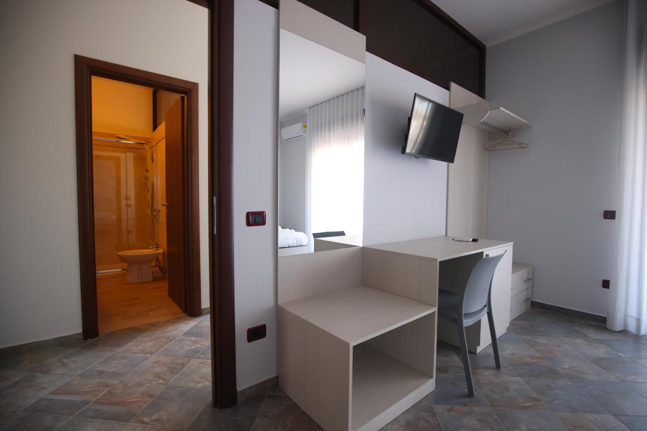 Triple Room with Private External Bathroom