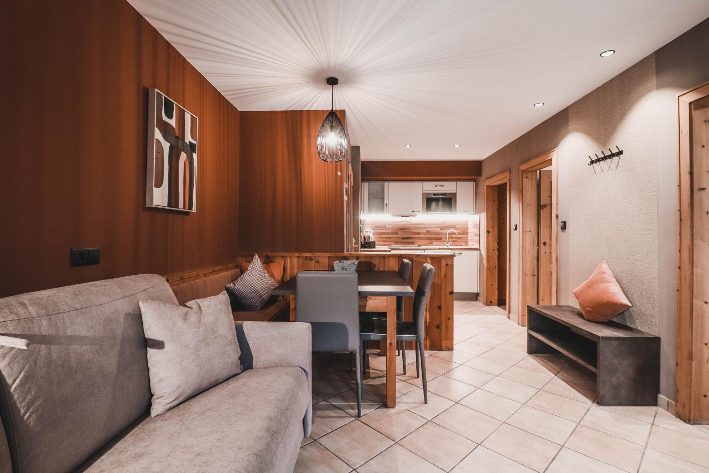 Apartment - A Superior photo 2