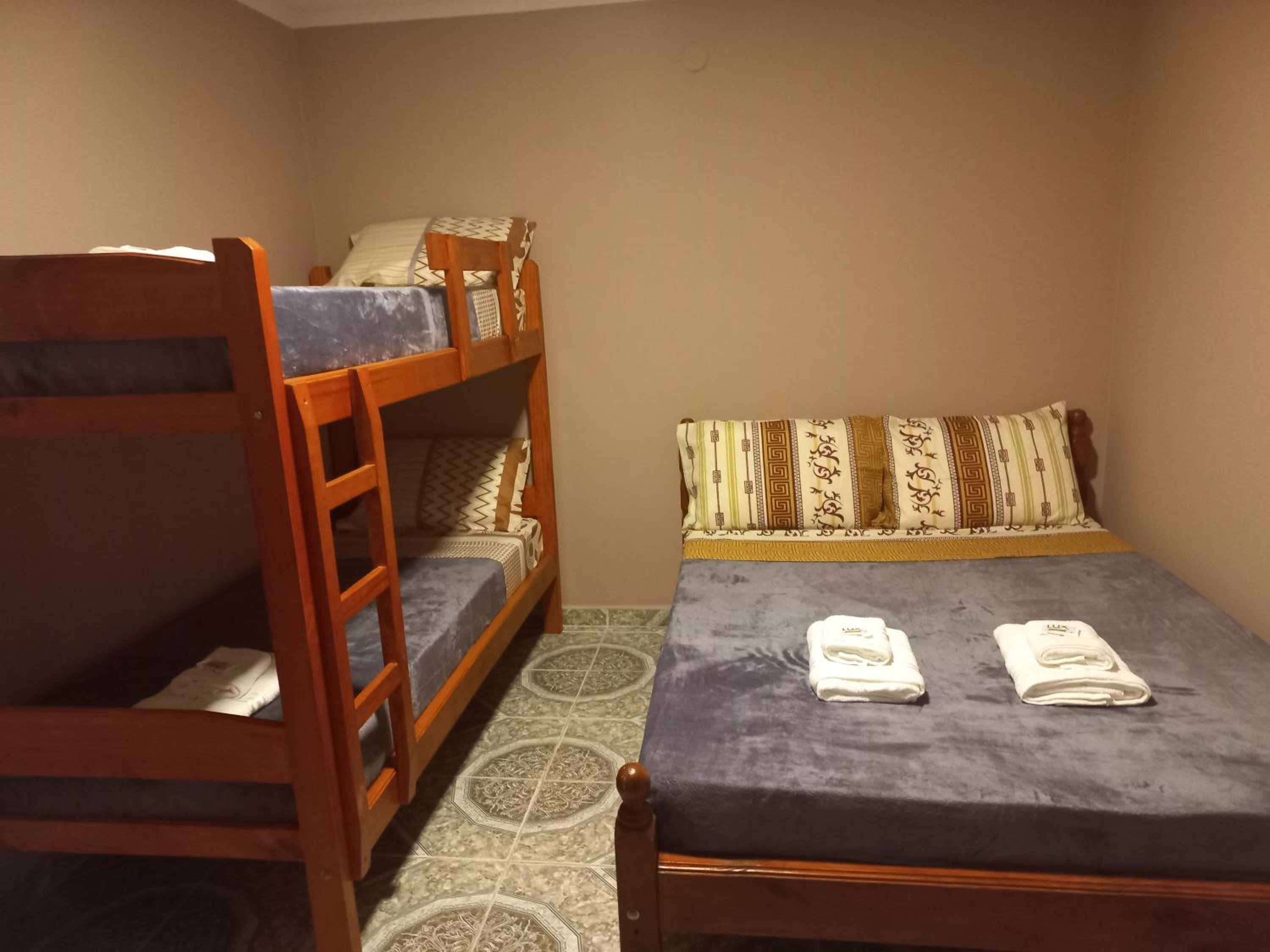 One-Bedroom Apartment photo 1