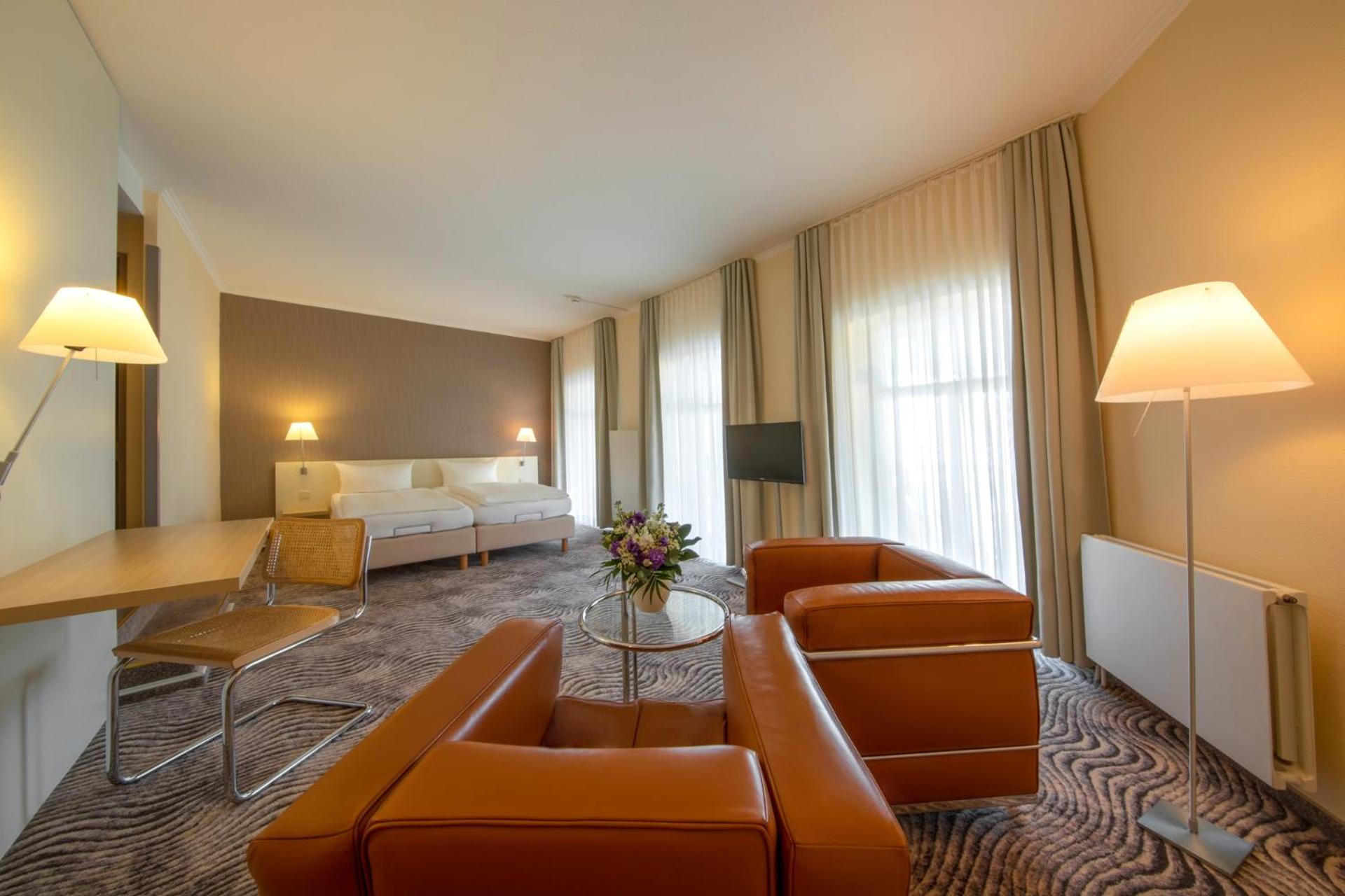 Deluxe Double Room with Balcony photo 1