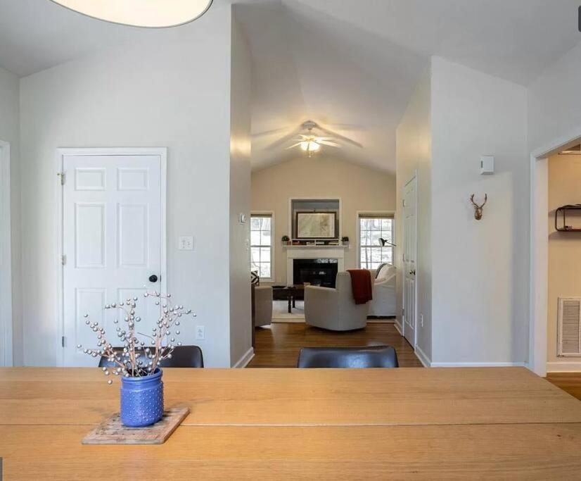 Two-Bedroom House photo 2