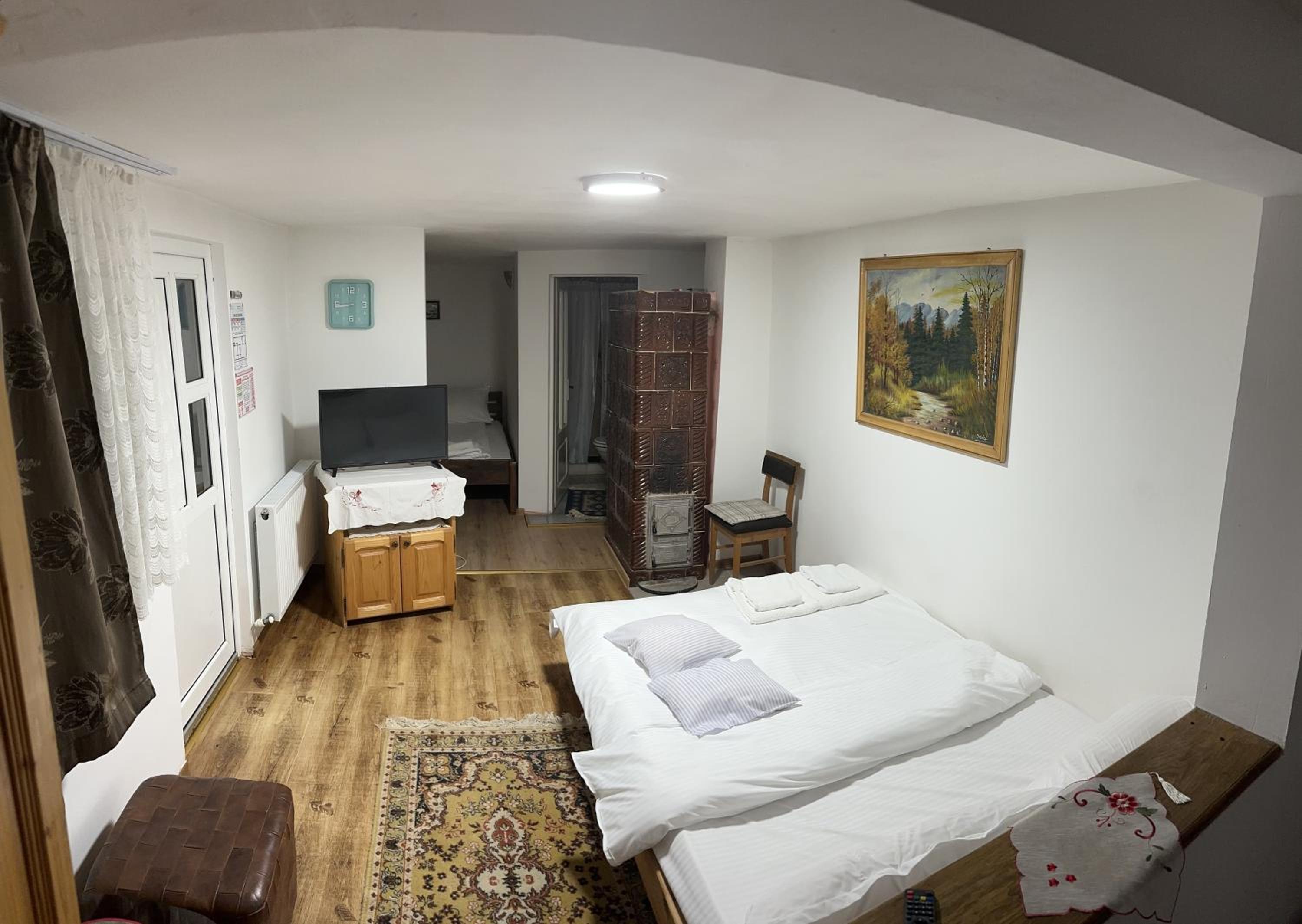 Triple Room with Bathroom photo 2