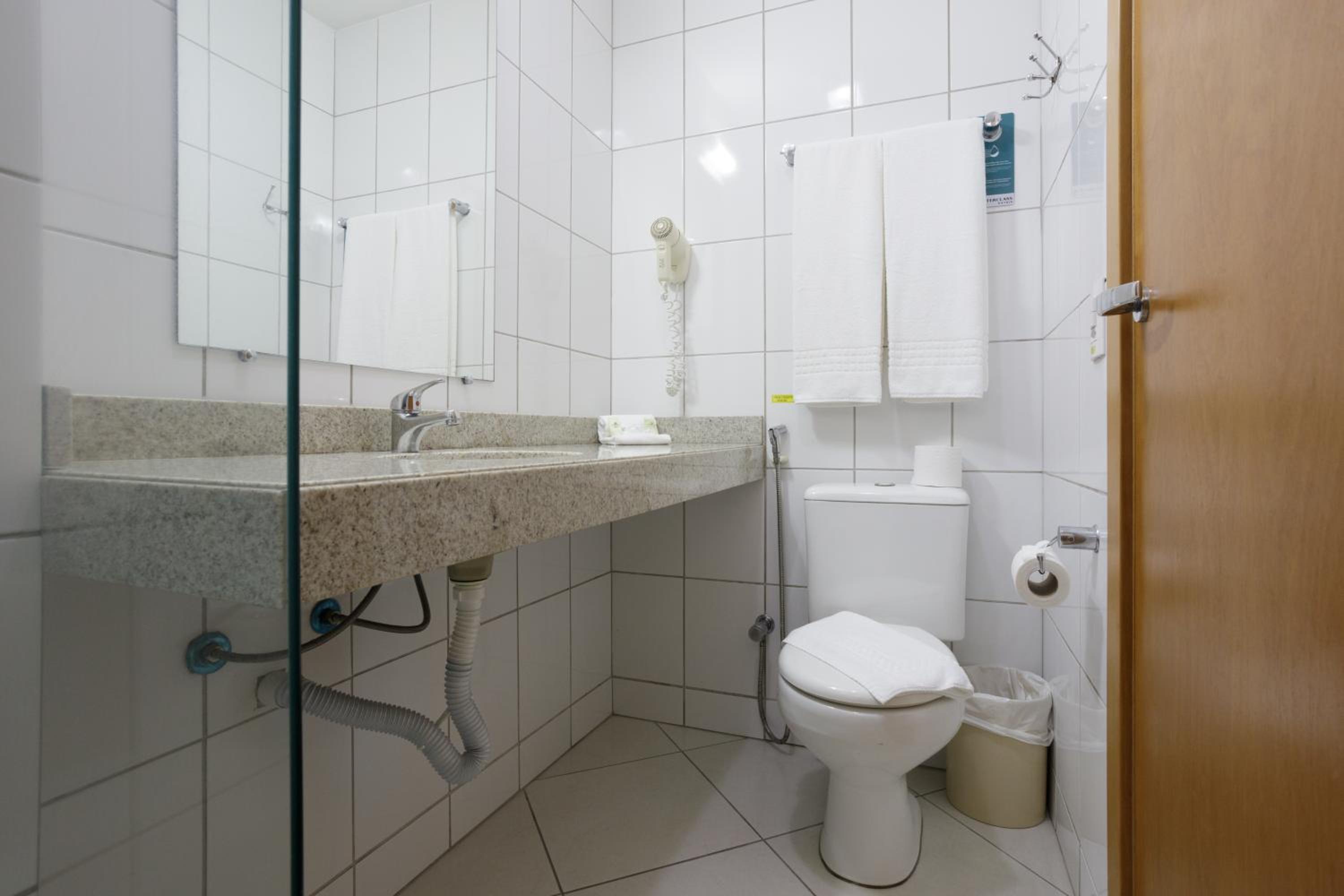 Suite (2 Adults) - Photo 3