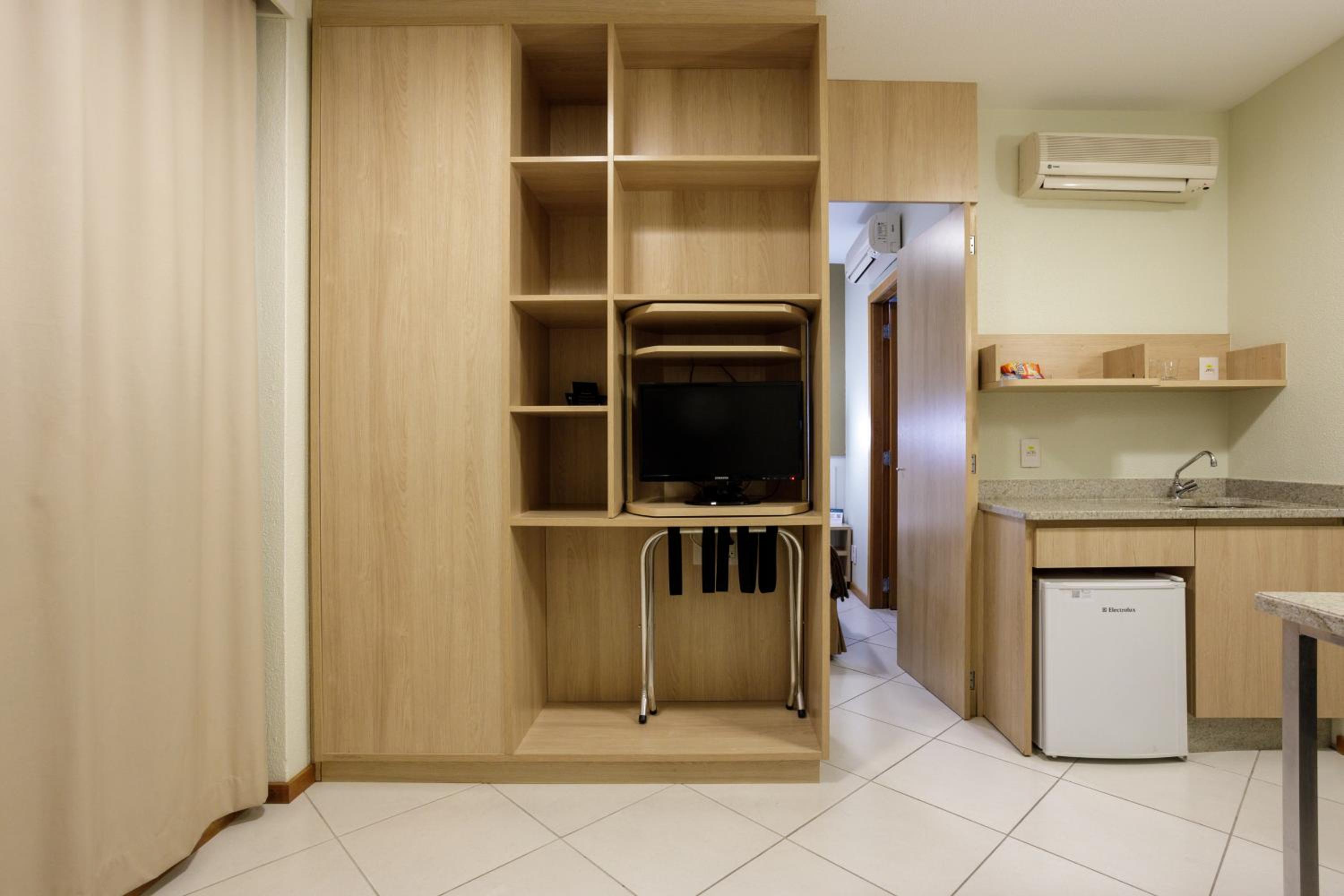 Suite (2 Adults) - Photo 5