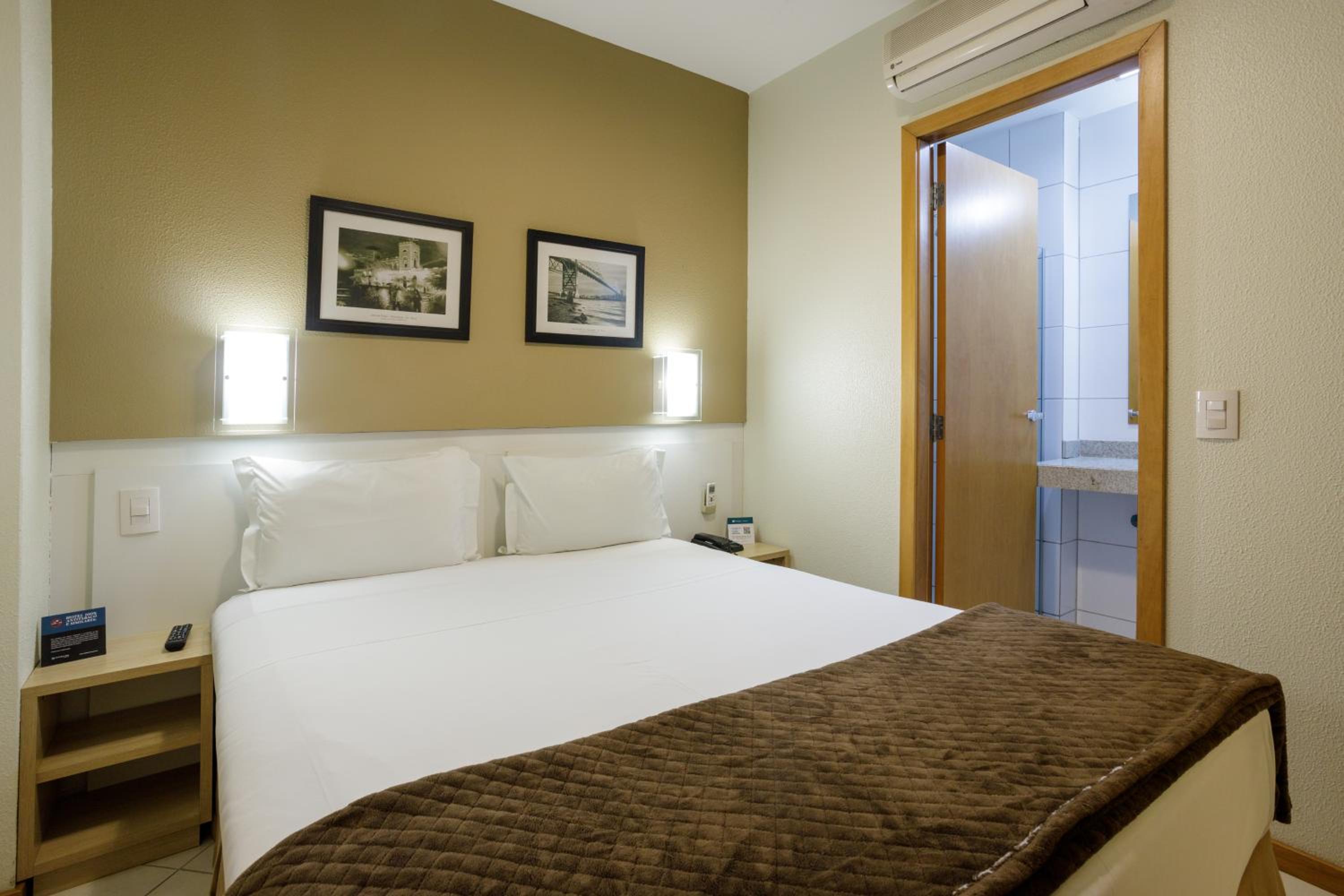 Suite (2 Adults) - Photo 7