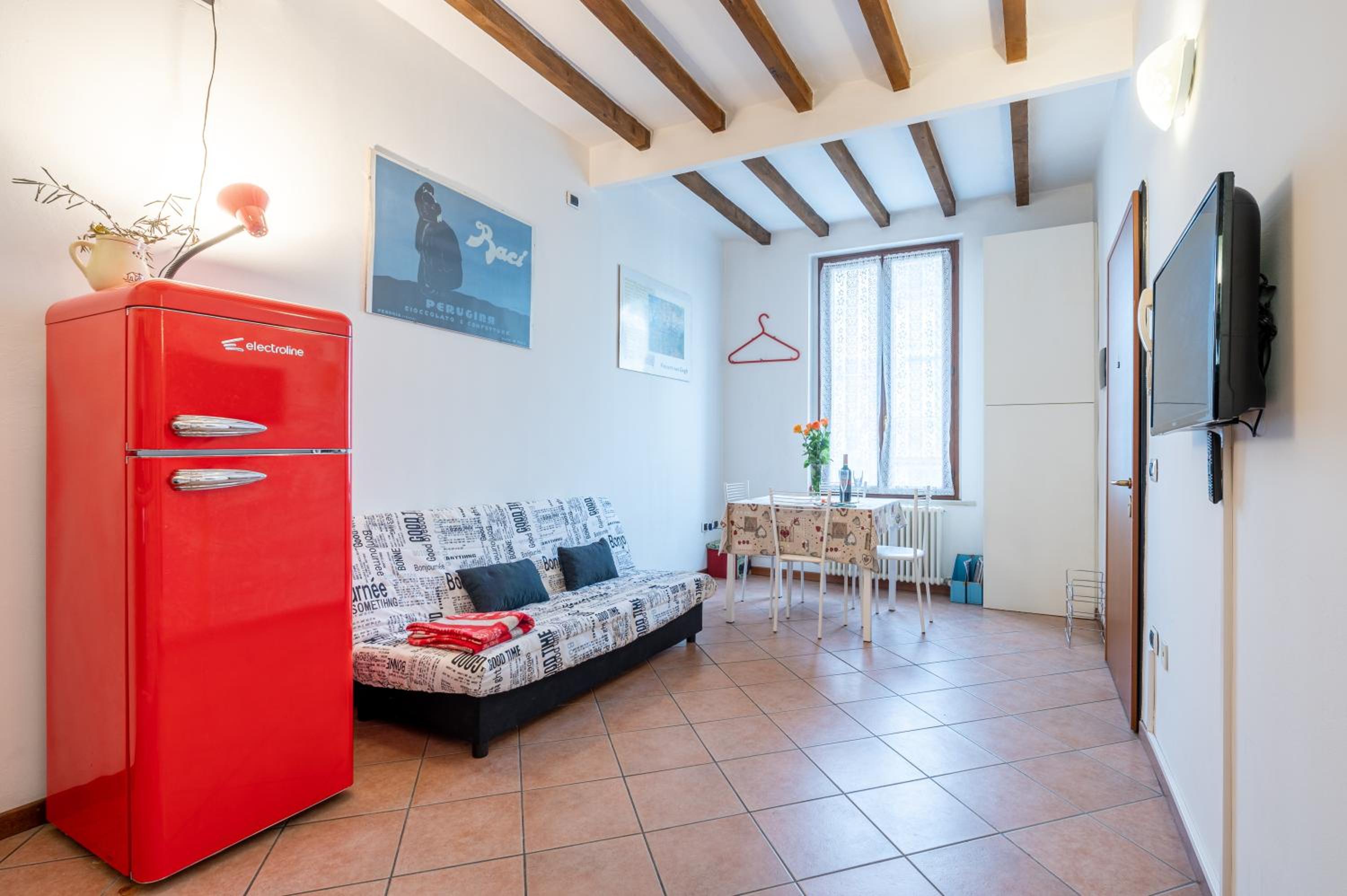 One-Bedroom Apartment