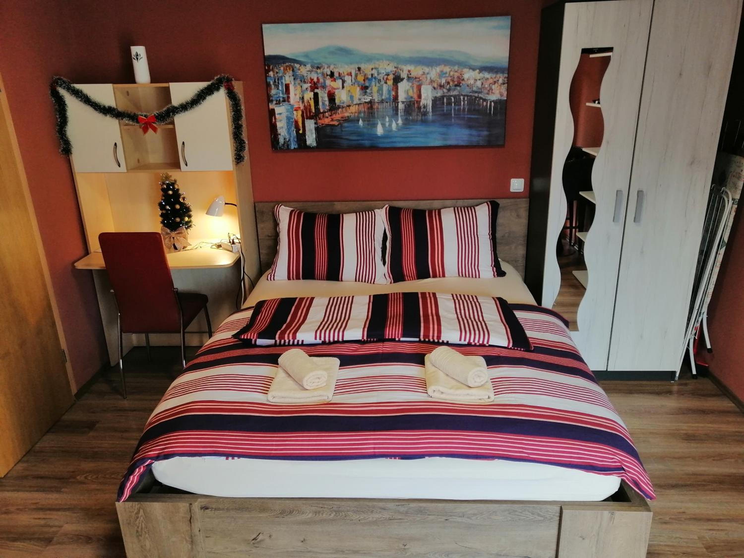 Studio Apartment