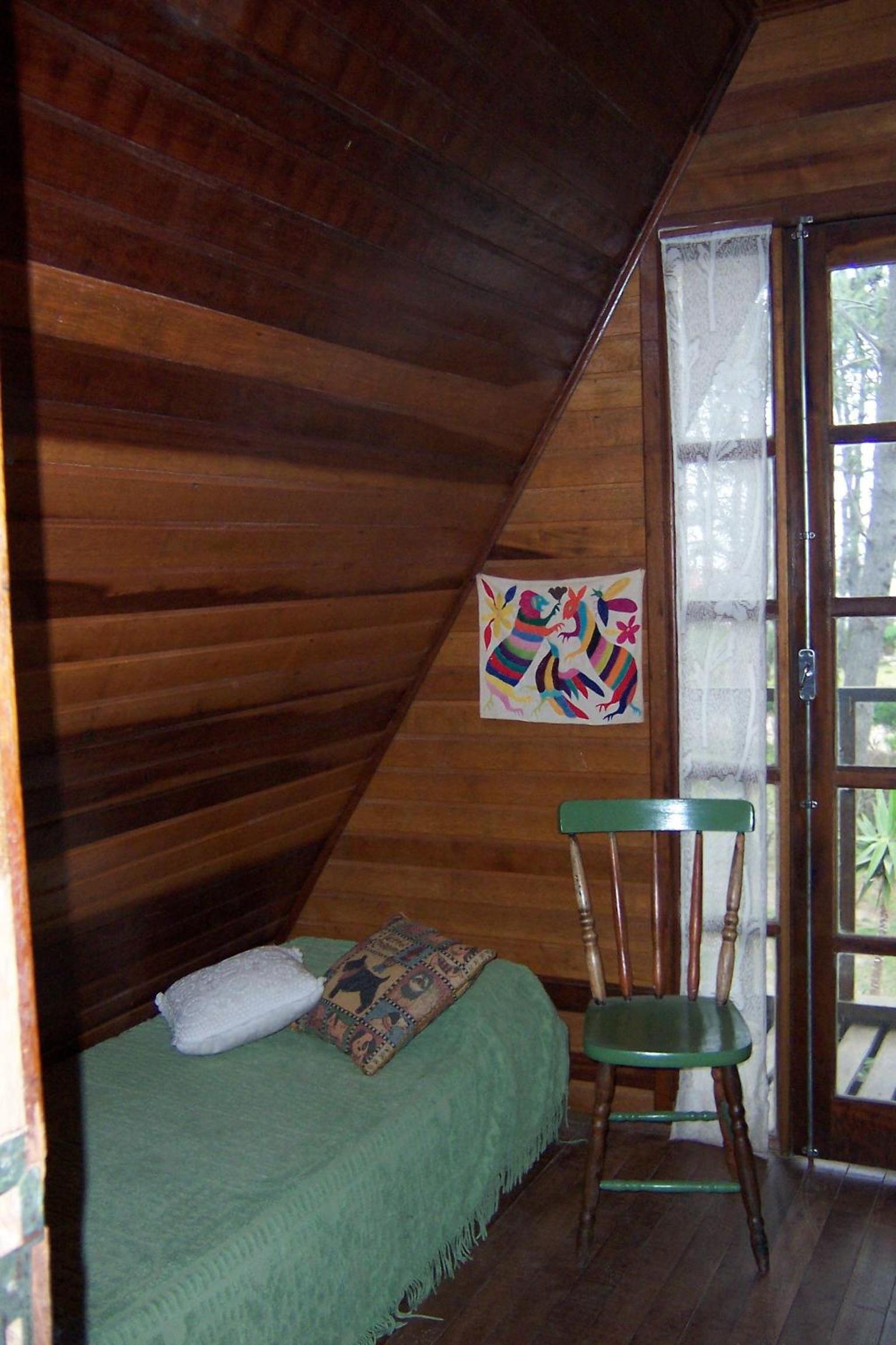 Three-Bedroom Bungalow photo 2