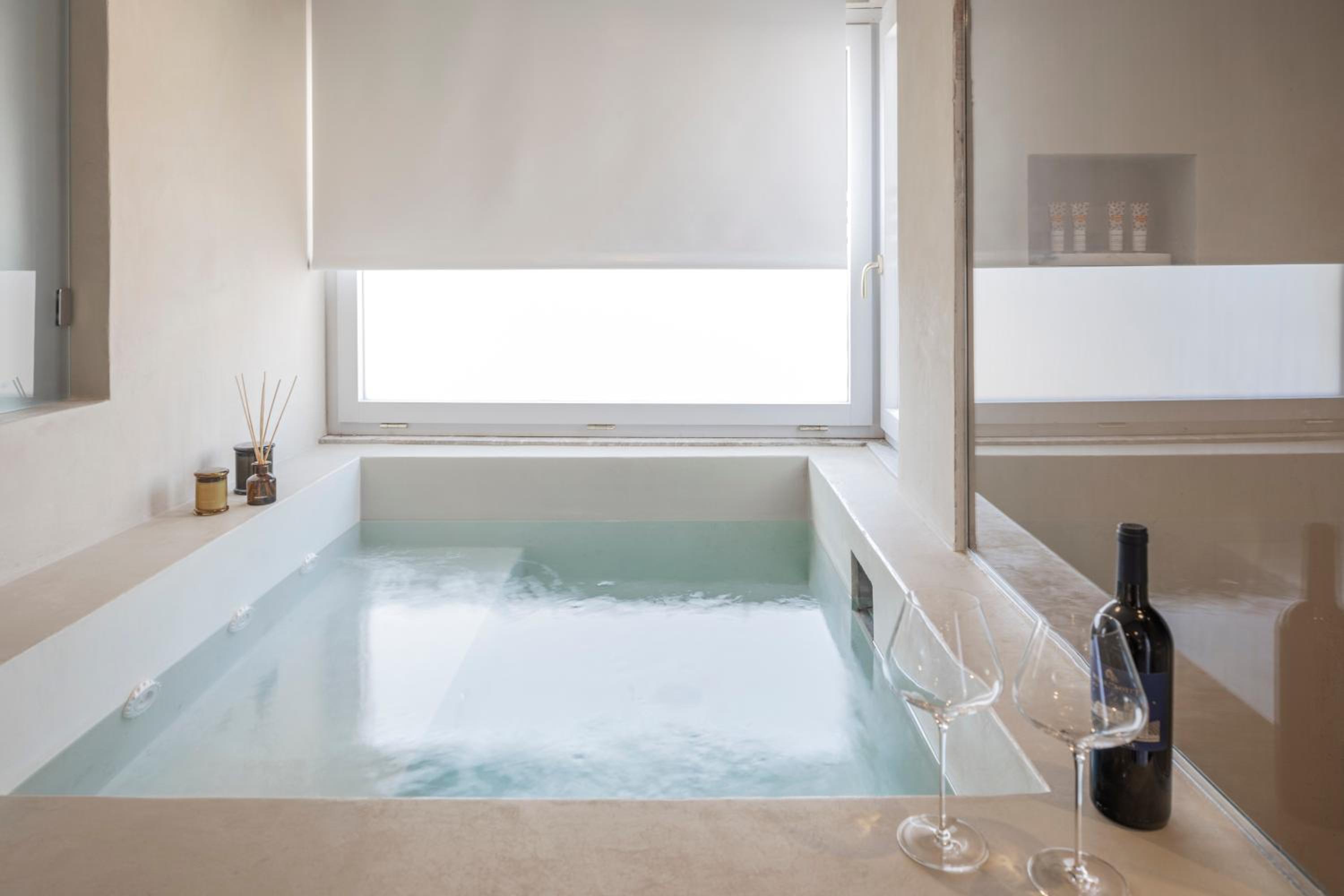Suite with Private Pool photo 2