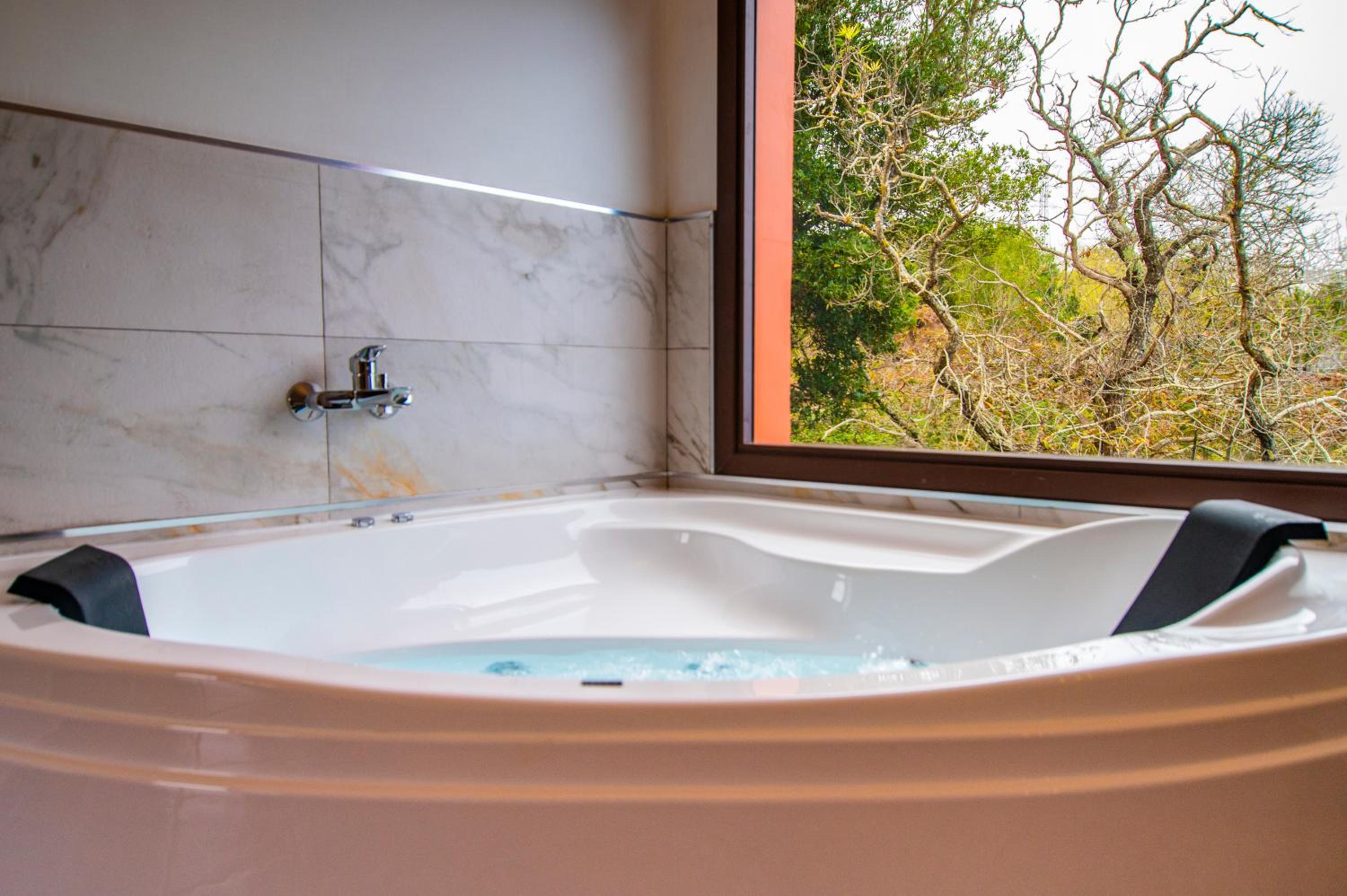 Superior Double Room with Garden View - Photo 4