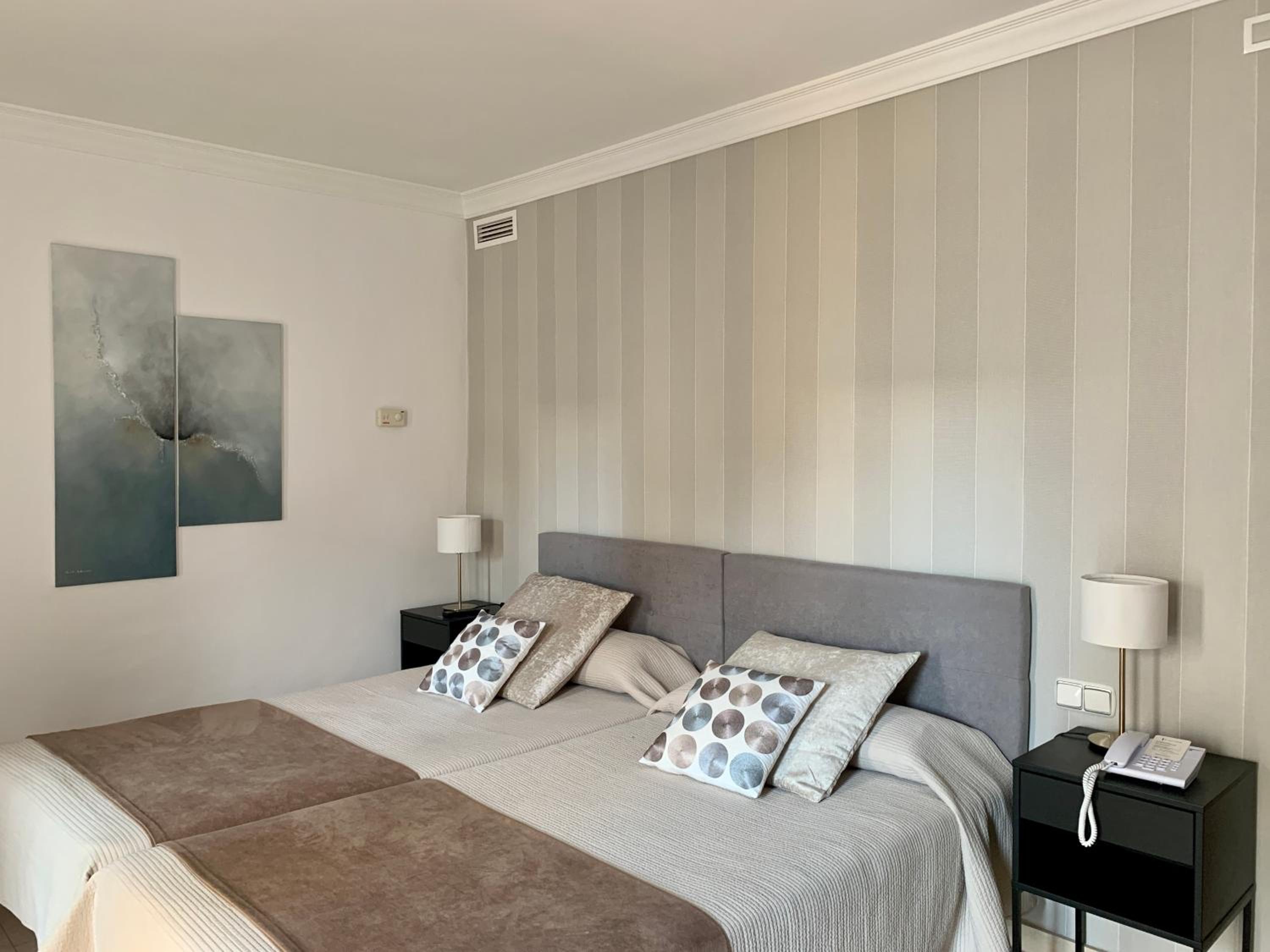Double Room - Photo 3