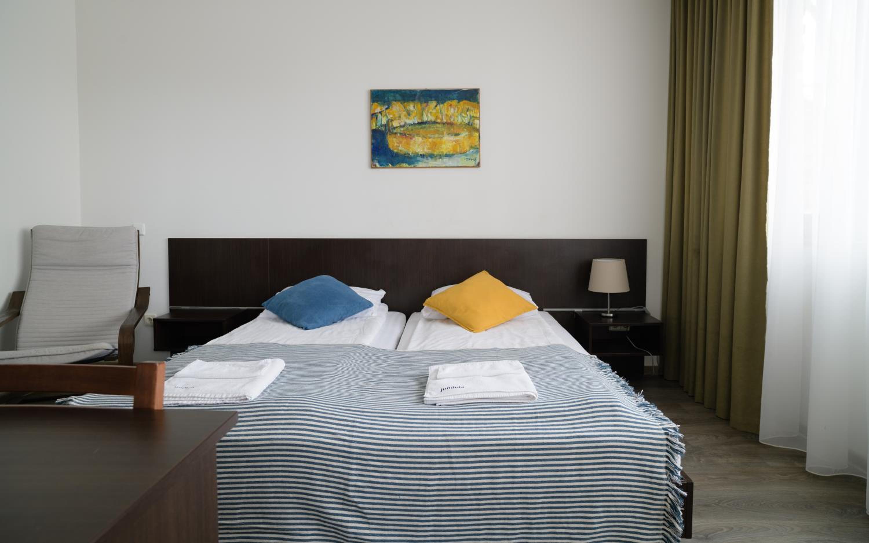 Double or Twin Room - Photo 13