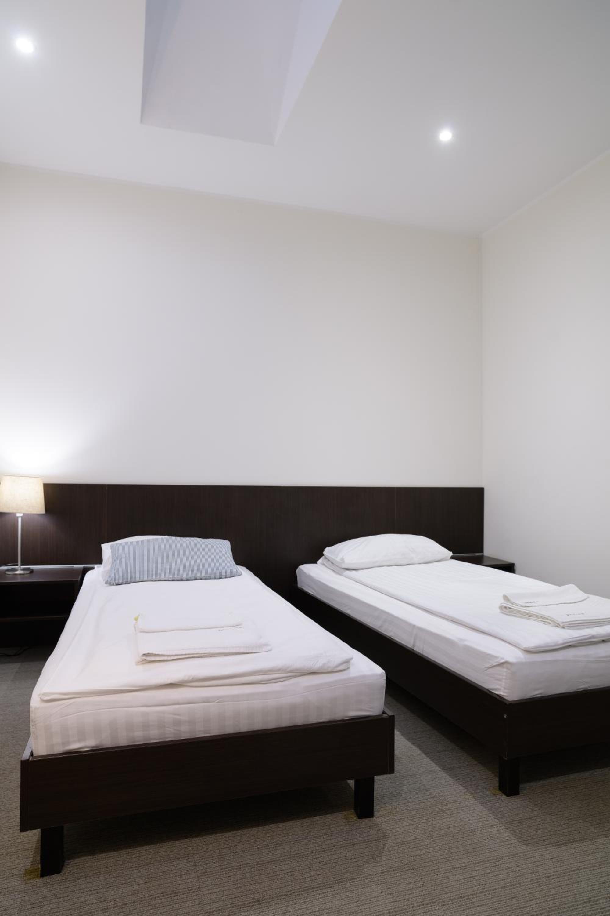 Double or Twin Room - Photo 23