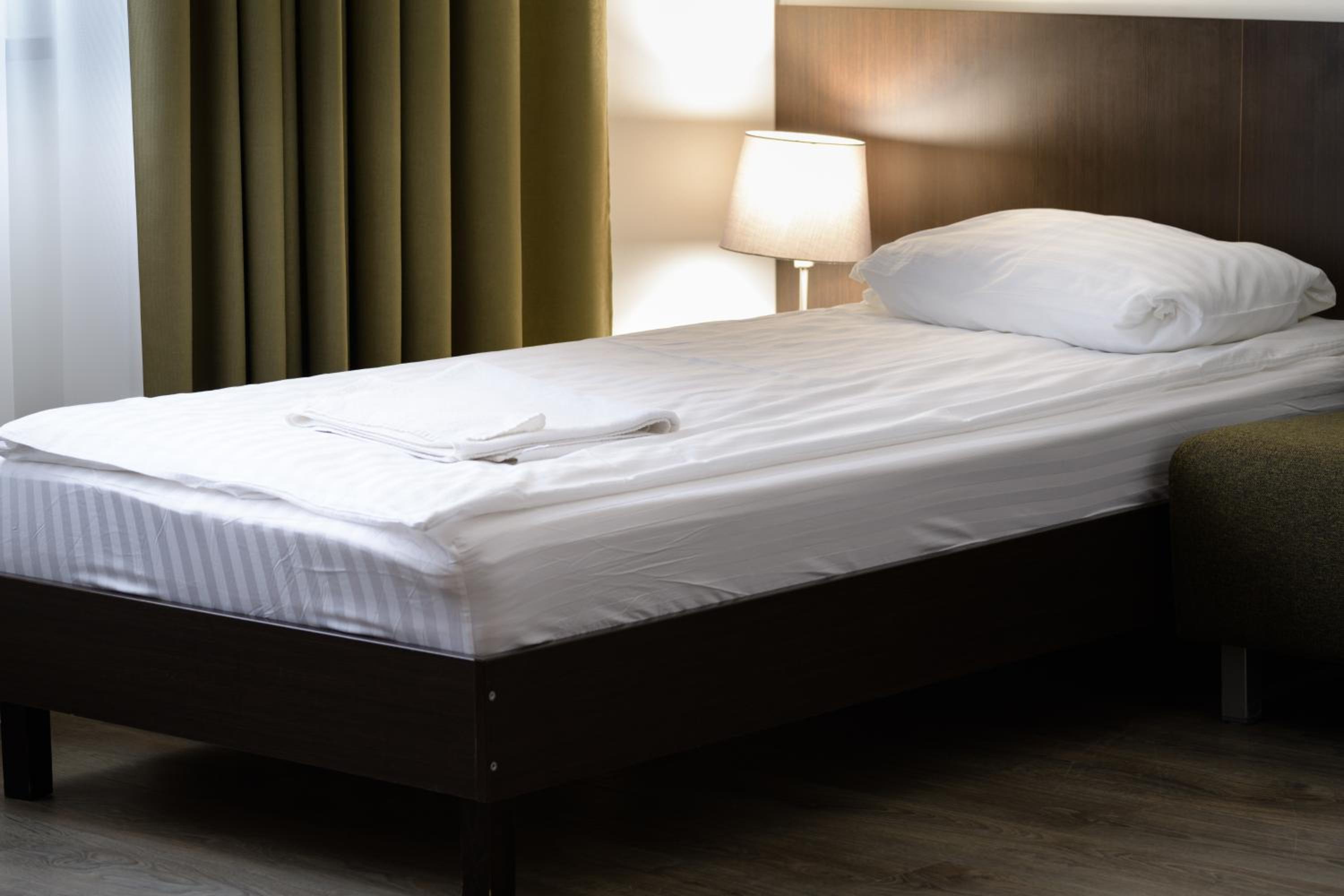 Double or Twin Room - Photo 4