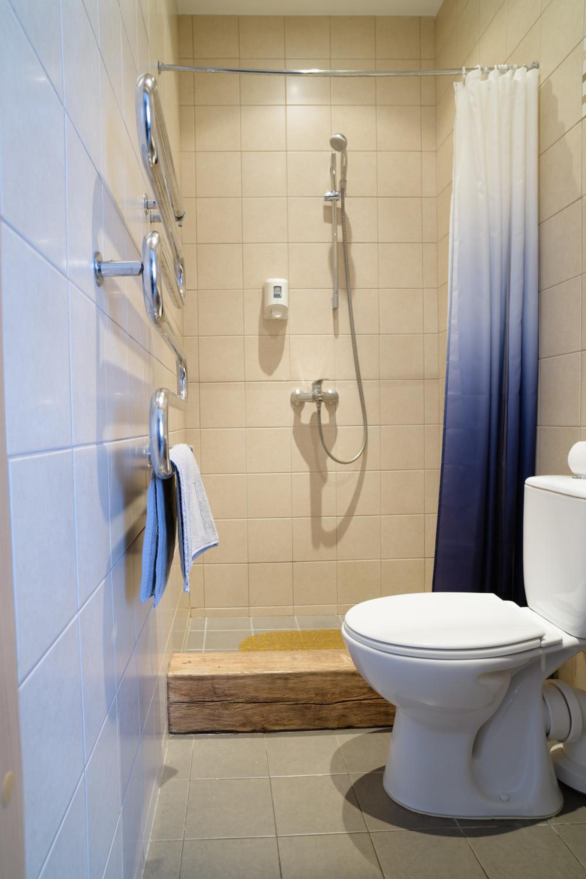 Double or Twin Room - Photo 31