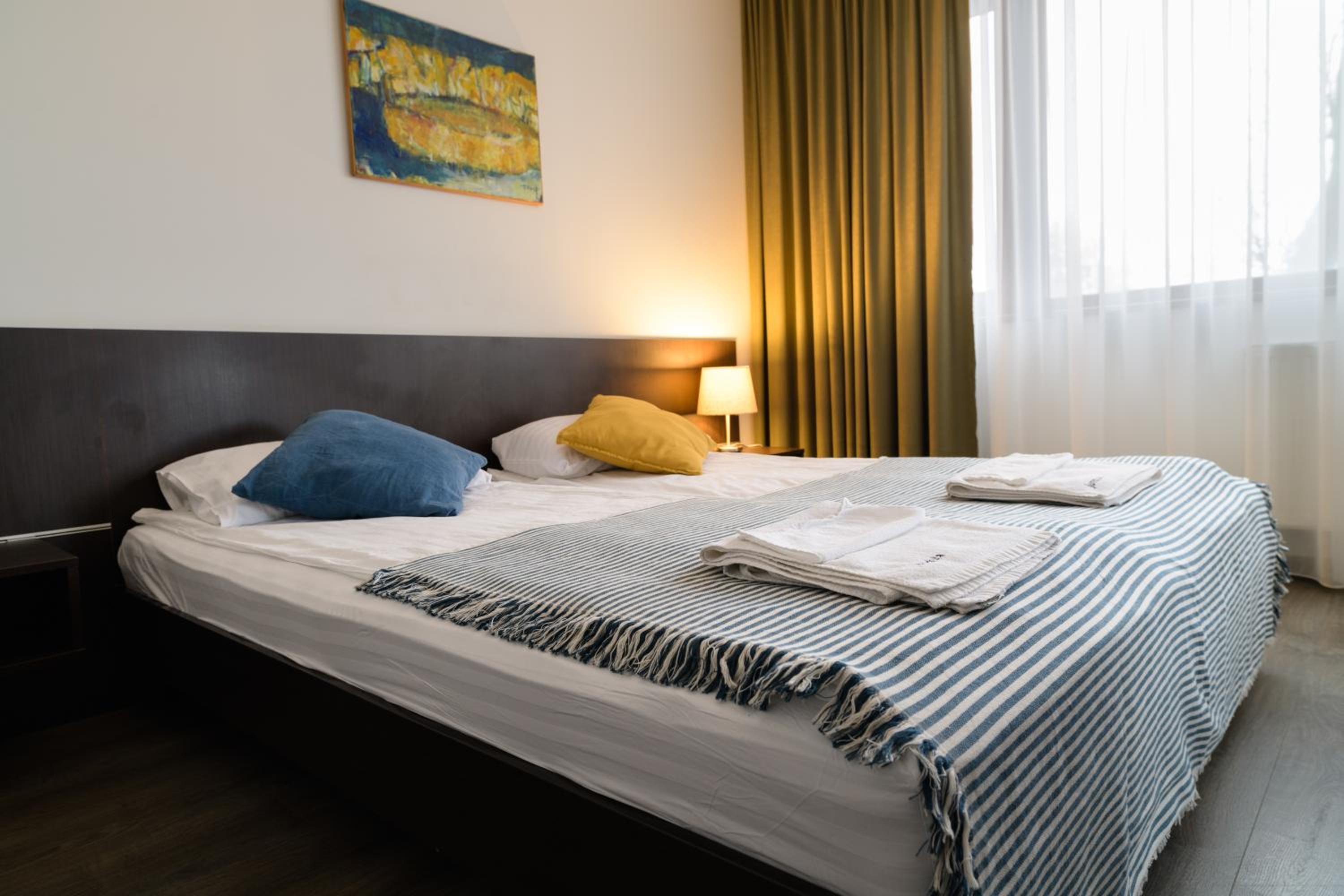 Double or Twin Room - Photo 16