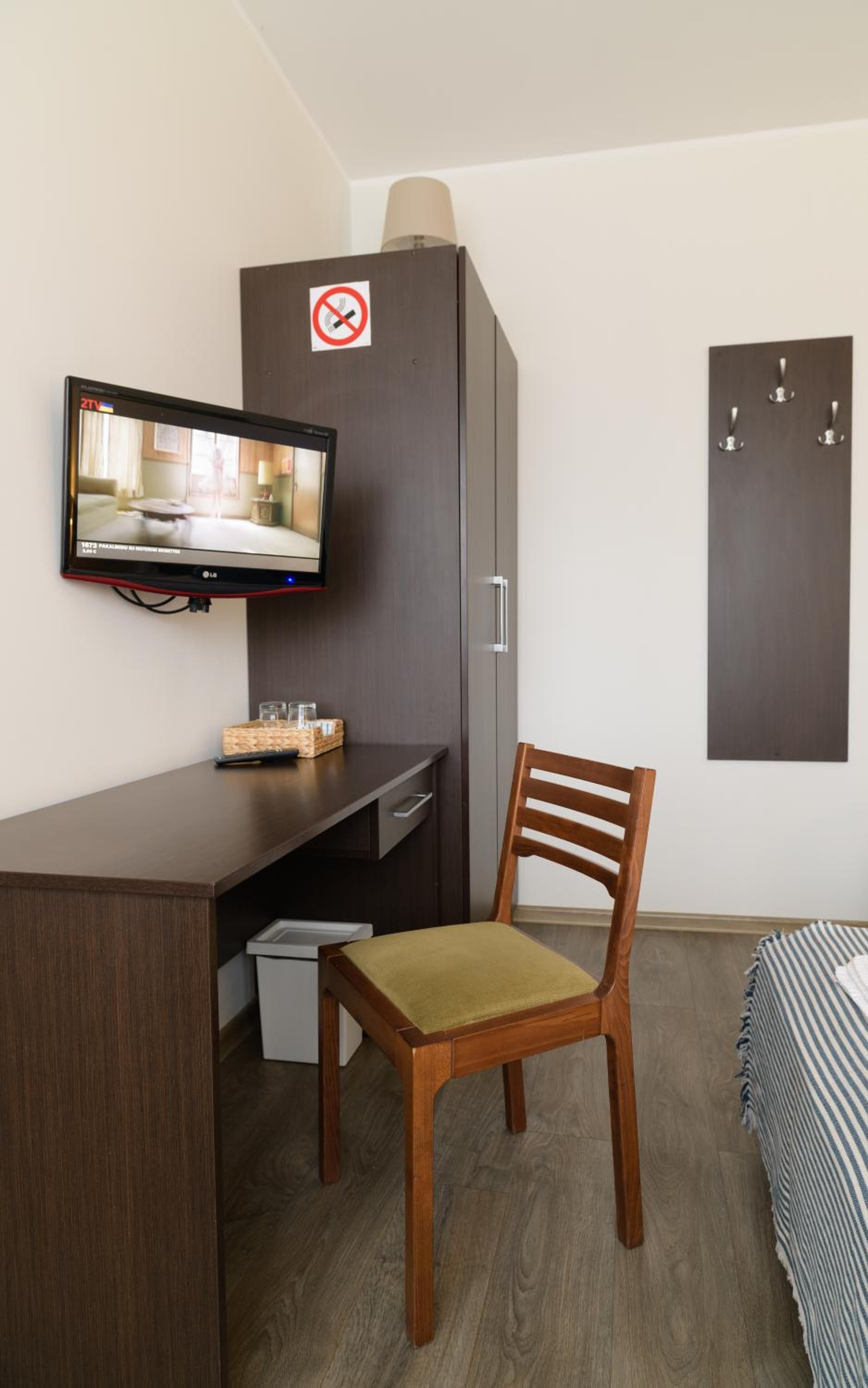 Double or Twin Room - Photo 32